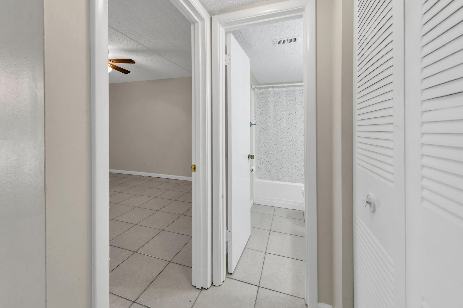 CEDARS THE - Residential