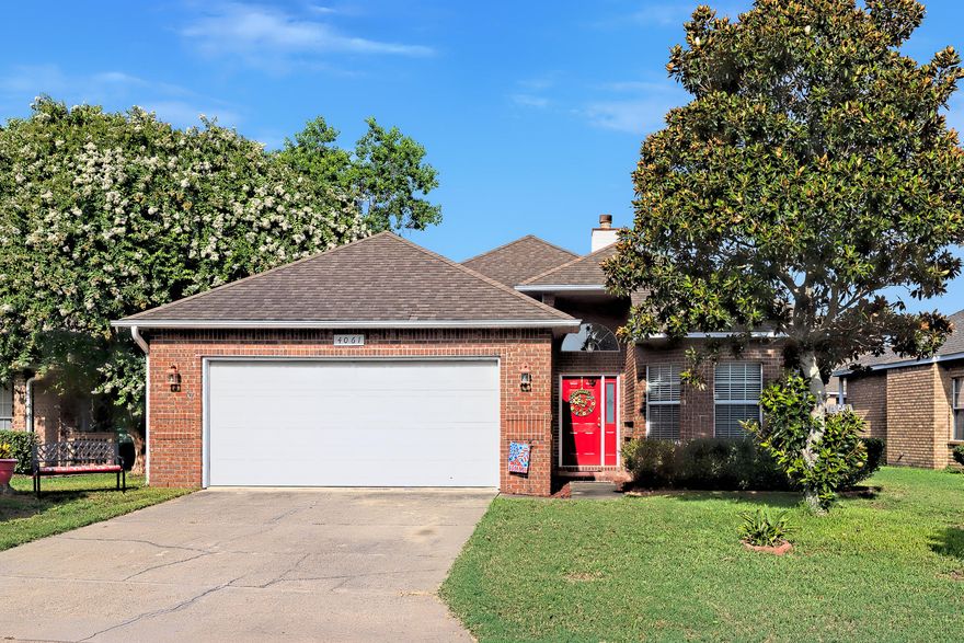 So we've had a price reposition and we're ready to sell. Make an offer the seller Is motivated and ready to move so let's make it happen. The home is open and there is a large and comfortable dining area for family and guest meals. Soaring ceilings are throughout the home. A laundry room is just inside the home leading out to the garage. Washer and dryer do not convey. Outside you'll find a screened porch for morning coffee and bird watching. Water views can be seen from the driveway. This home has an alarm system and storm shutters (Kevlar Panels)that are easily put in place. Enjoy the Florida Lifestyle living in this beautiful Tiger Point home. Survey on file, credit of $400.00 on title if closed by Nov with Reliable Title