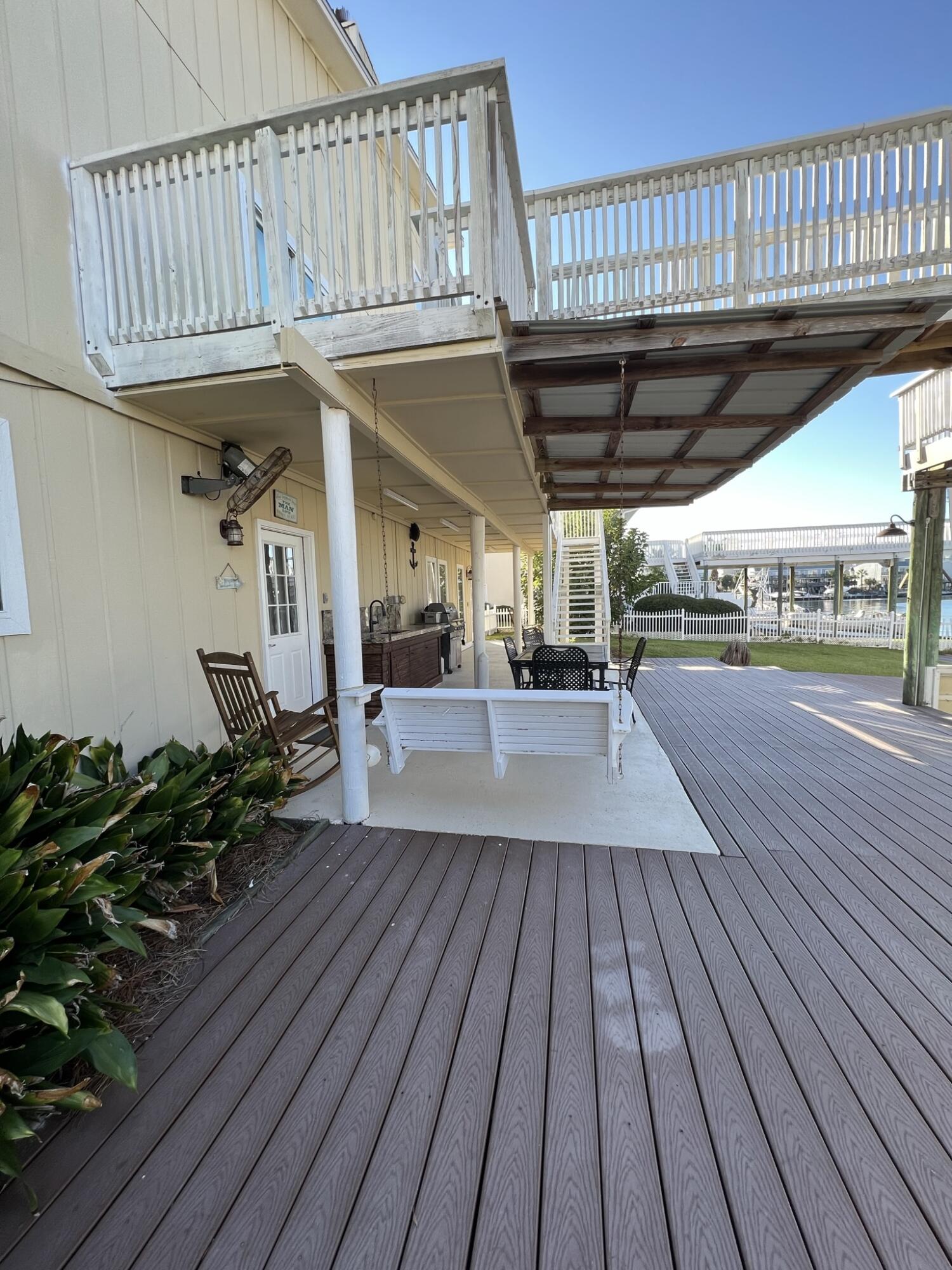 HOLIDAY ISLE - Residential