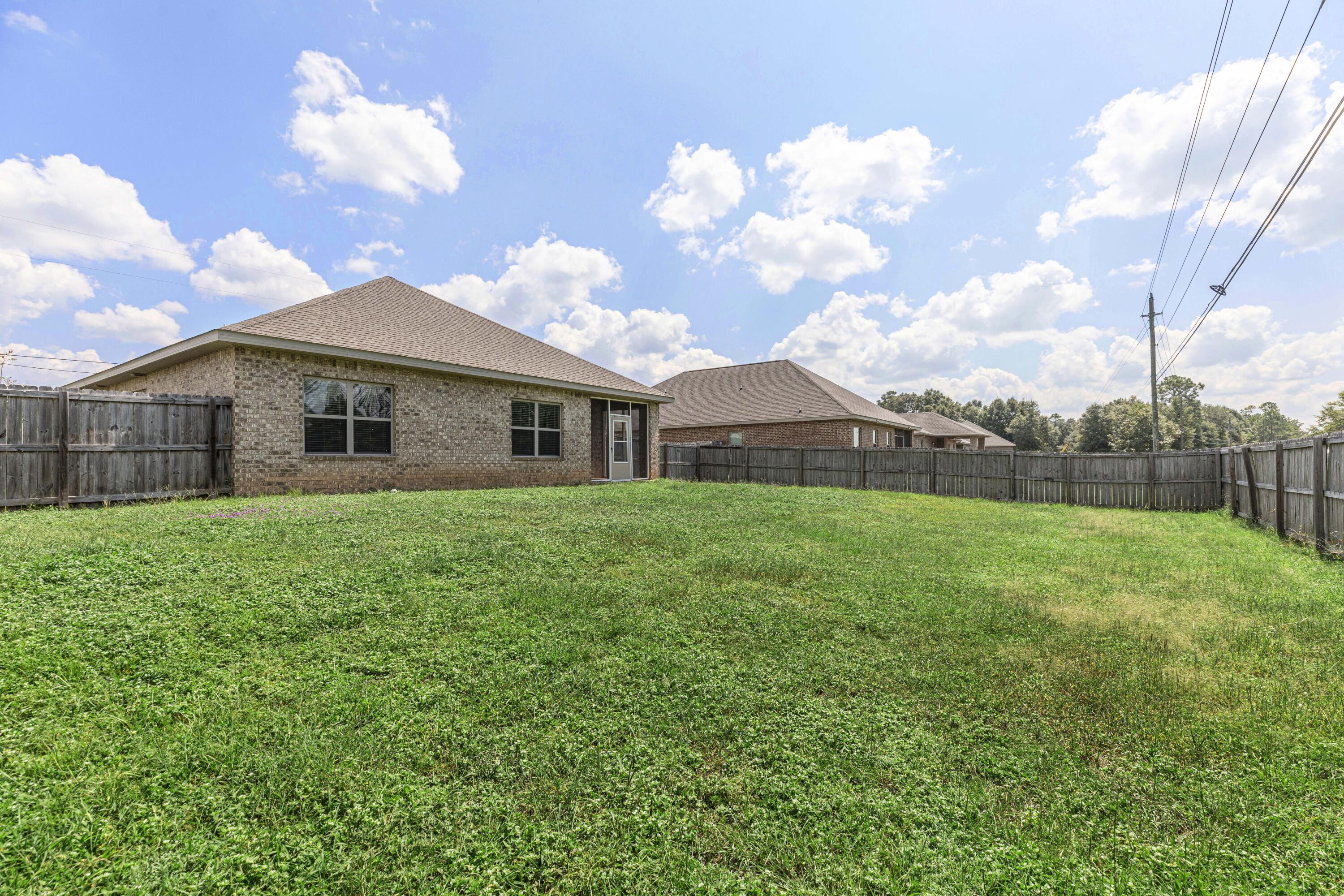 AUTUMN WOODS - Residential Lease