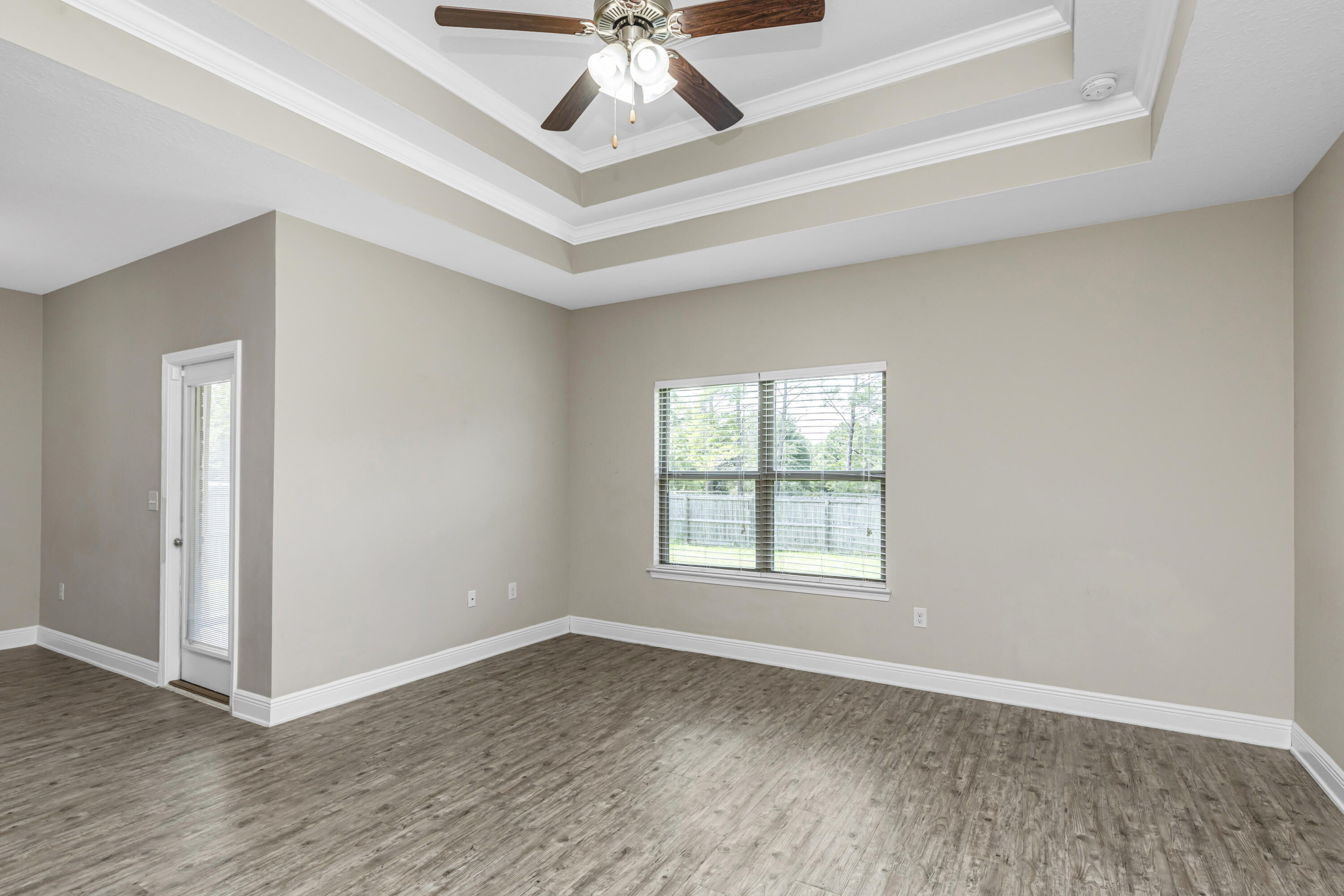 AUTUMN WOODS - Residential Lease