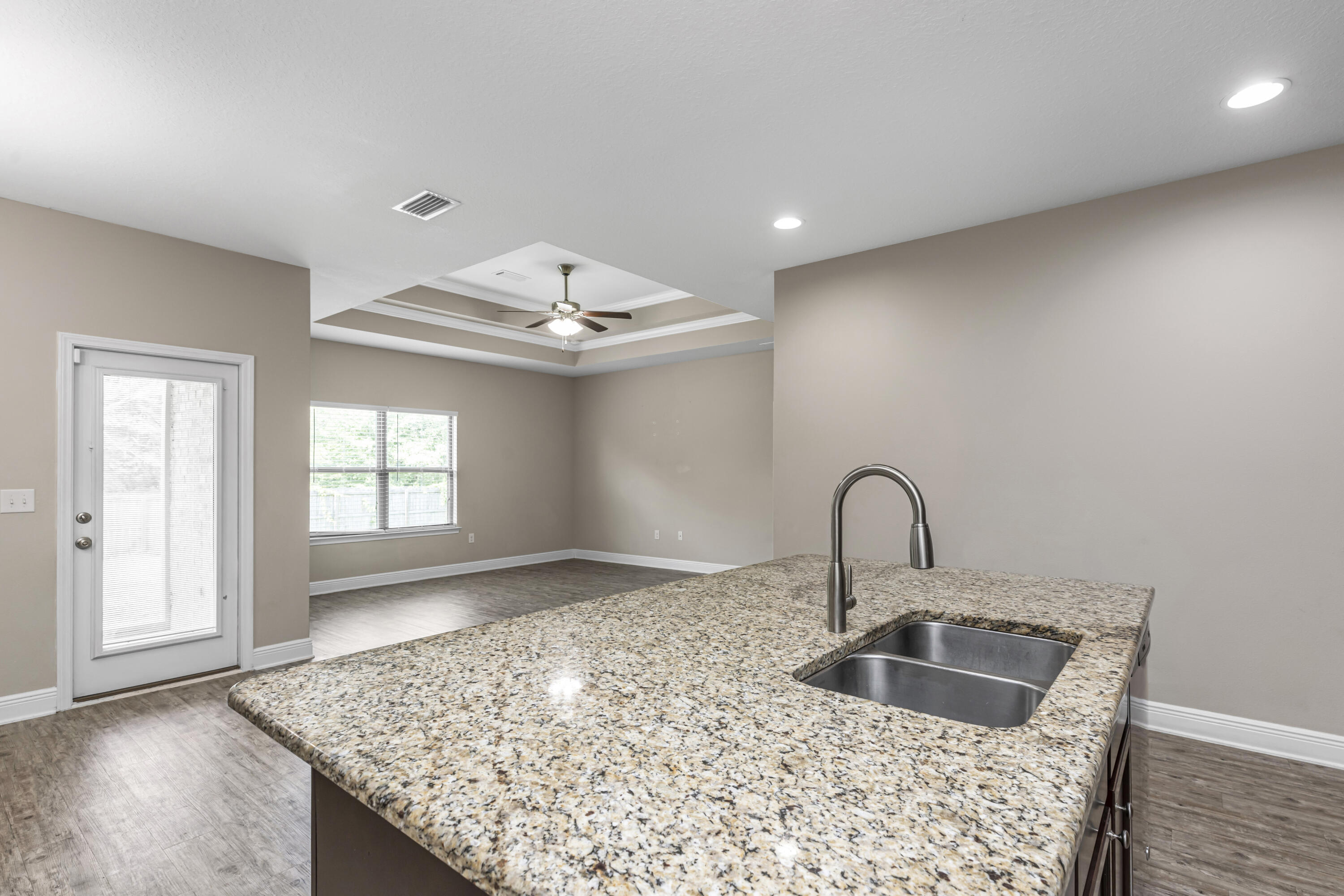 AUTUMN WOODS - Residential Lease