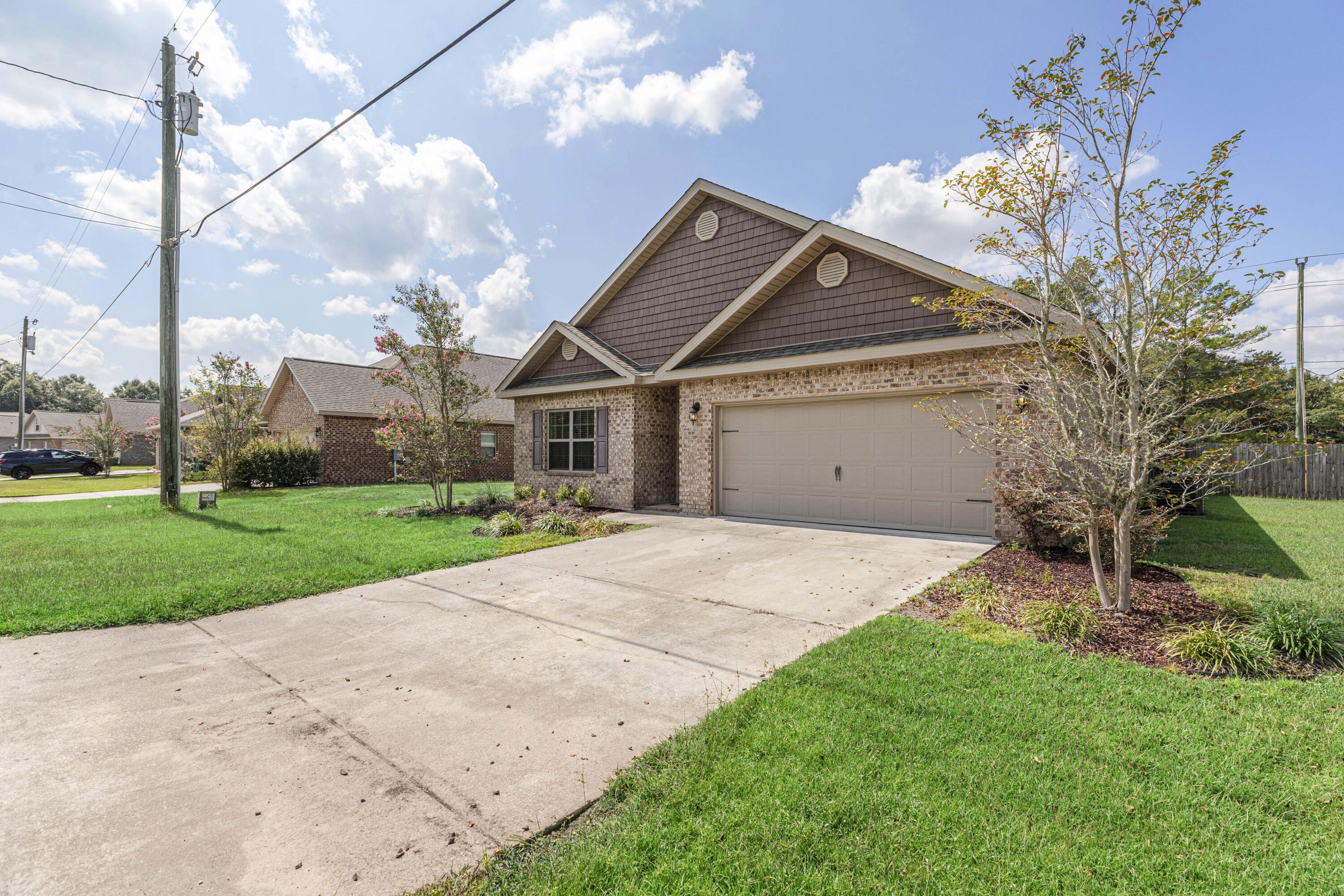 AUTUMN WOODS - Residential Lease