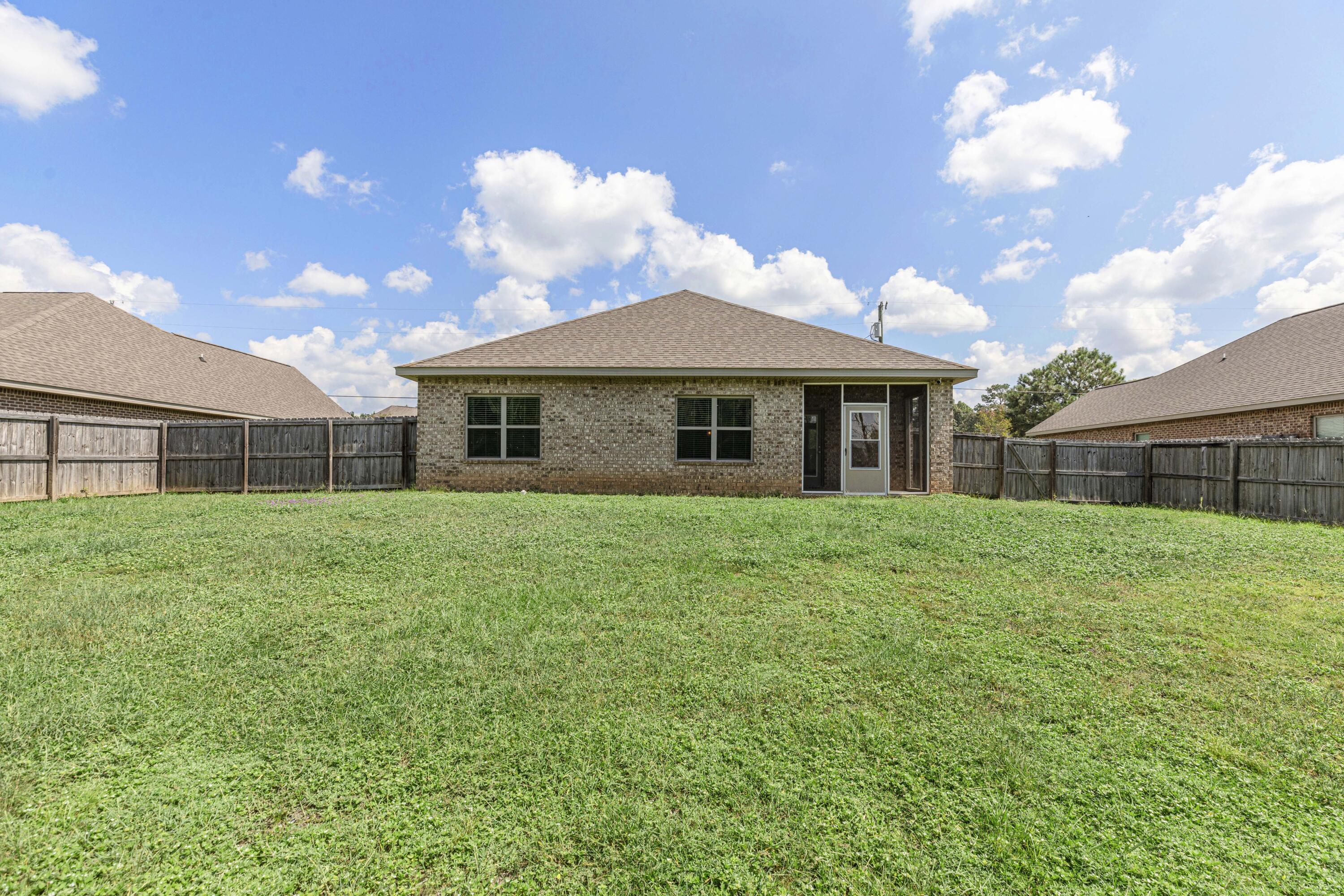 AUTUMN WOODS - Residential Lease