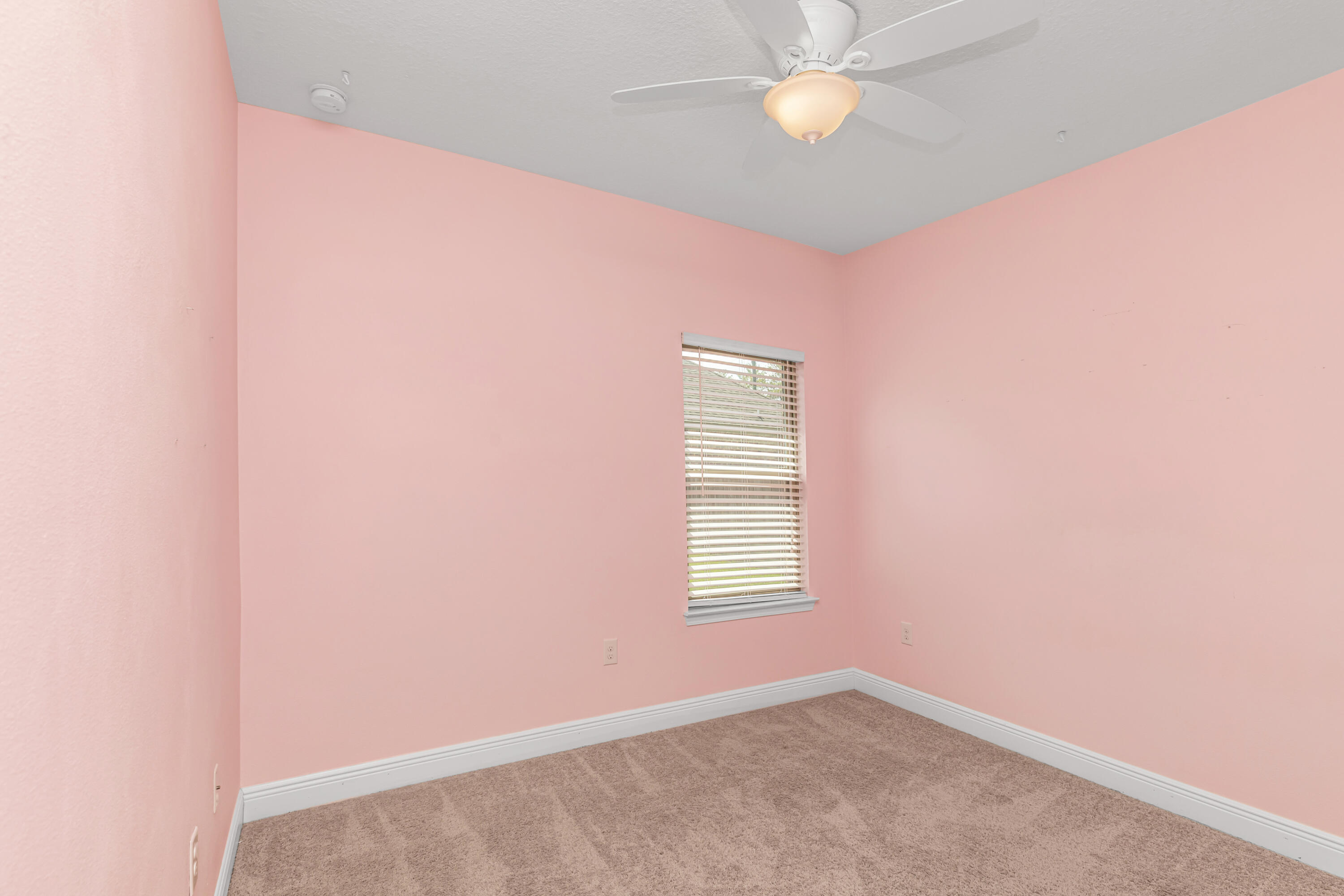 AUTUMN WOODS - Residential Lease