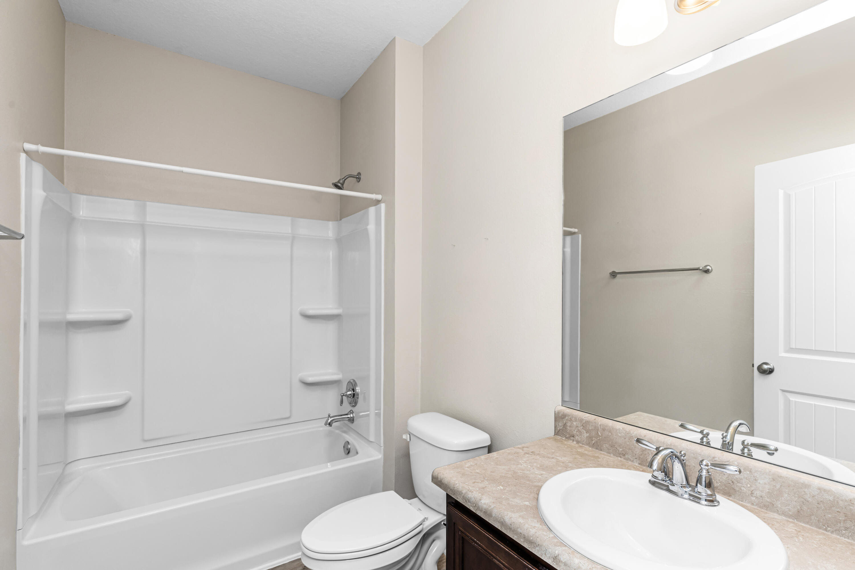 AUTUMN WOODS - Residential Lease