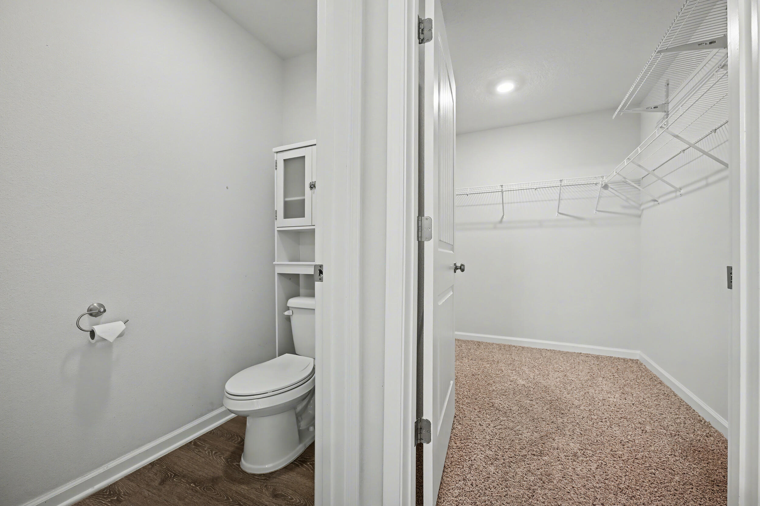 LAKERIDGE EST - Residential