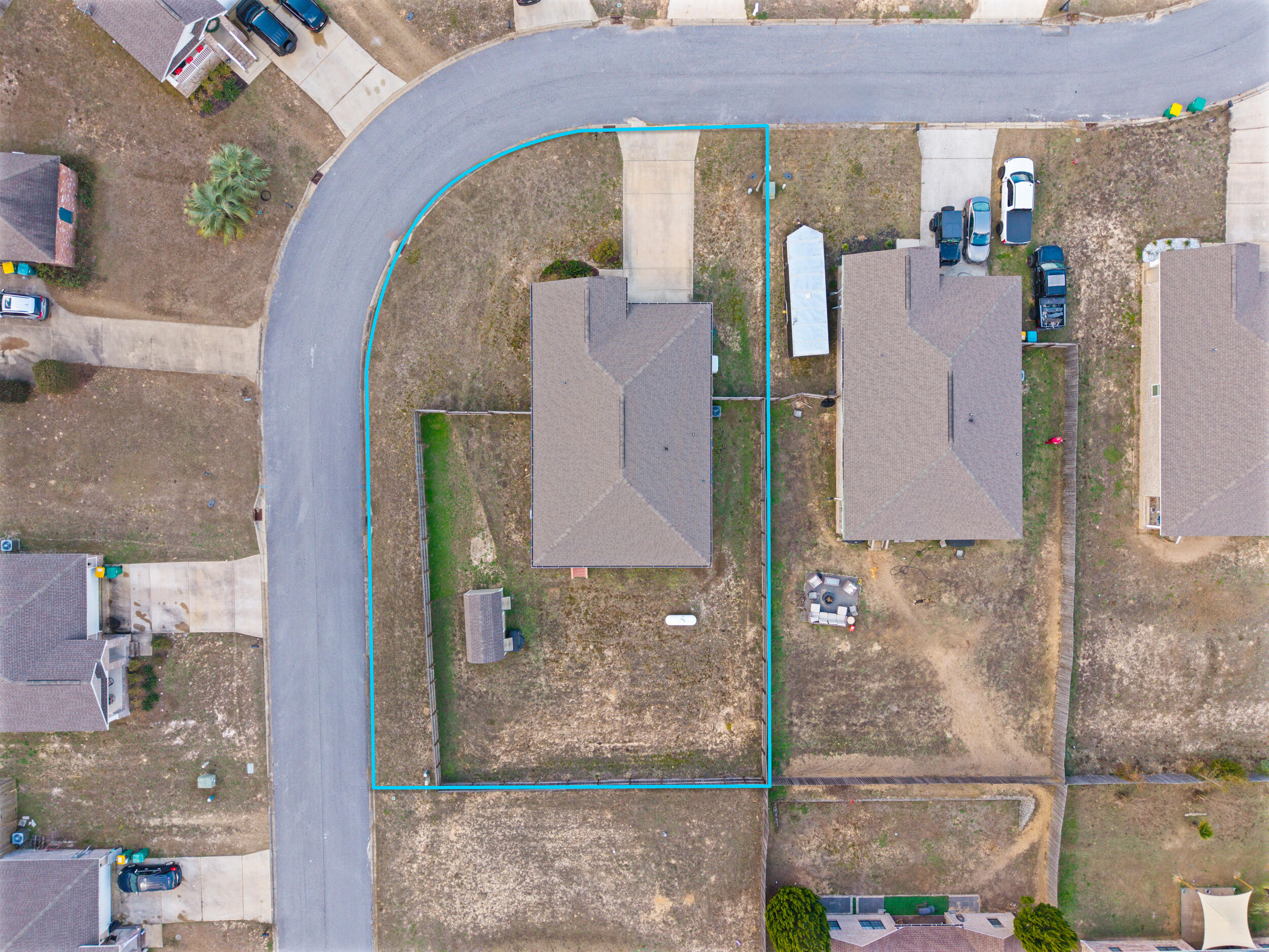 LAKERIDGE EST - Residential