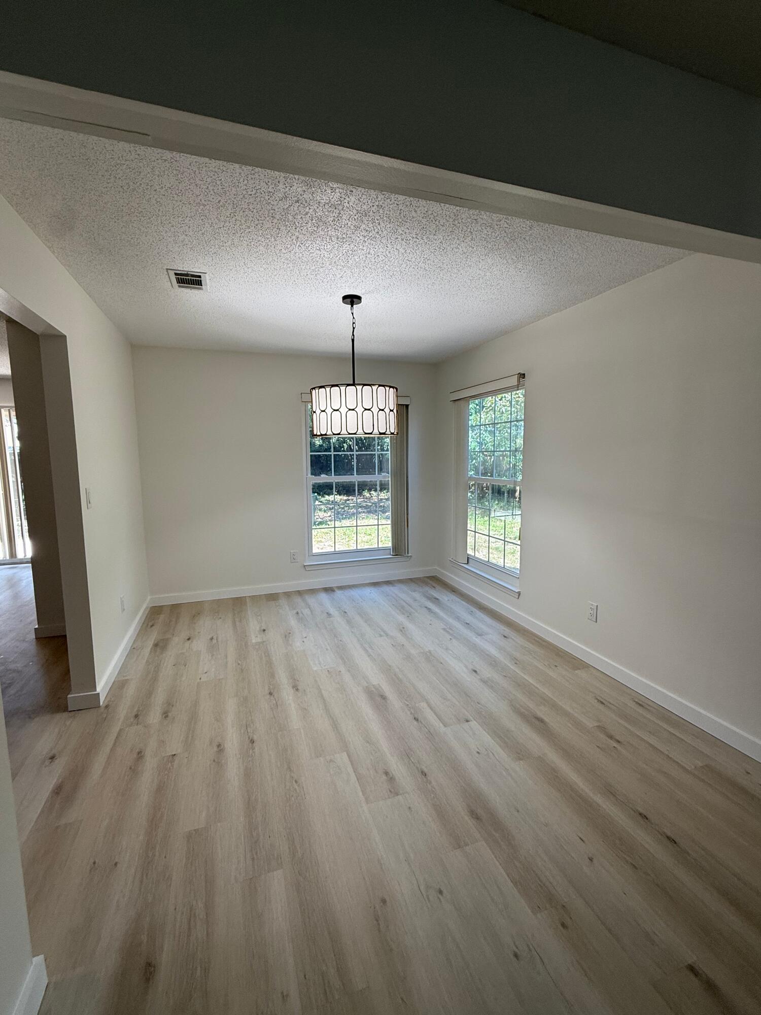 PATRICIAS PLACE - Residential