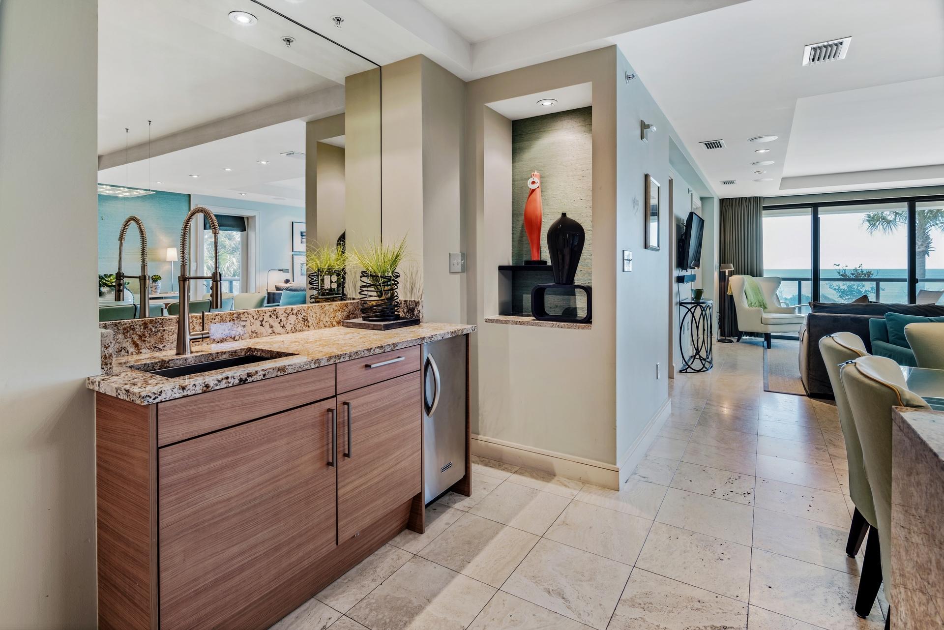PARK PLACE ON SEAGROVE BEACH - Residential