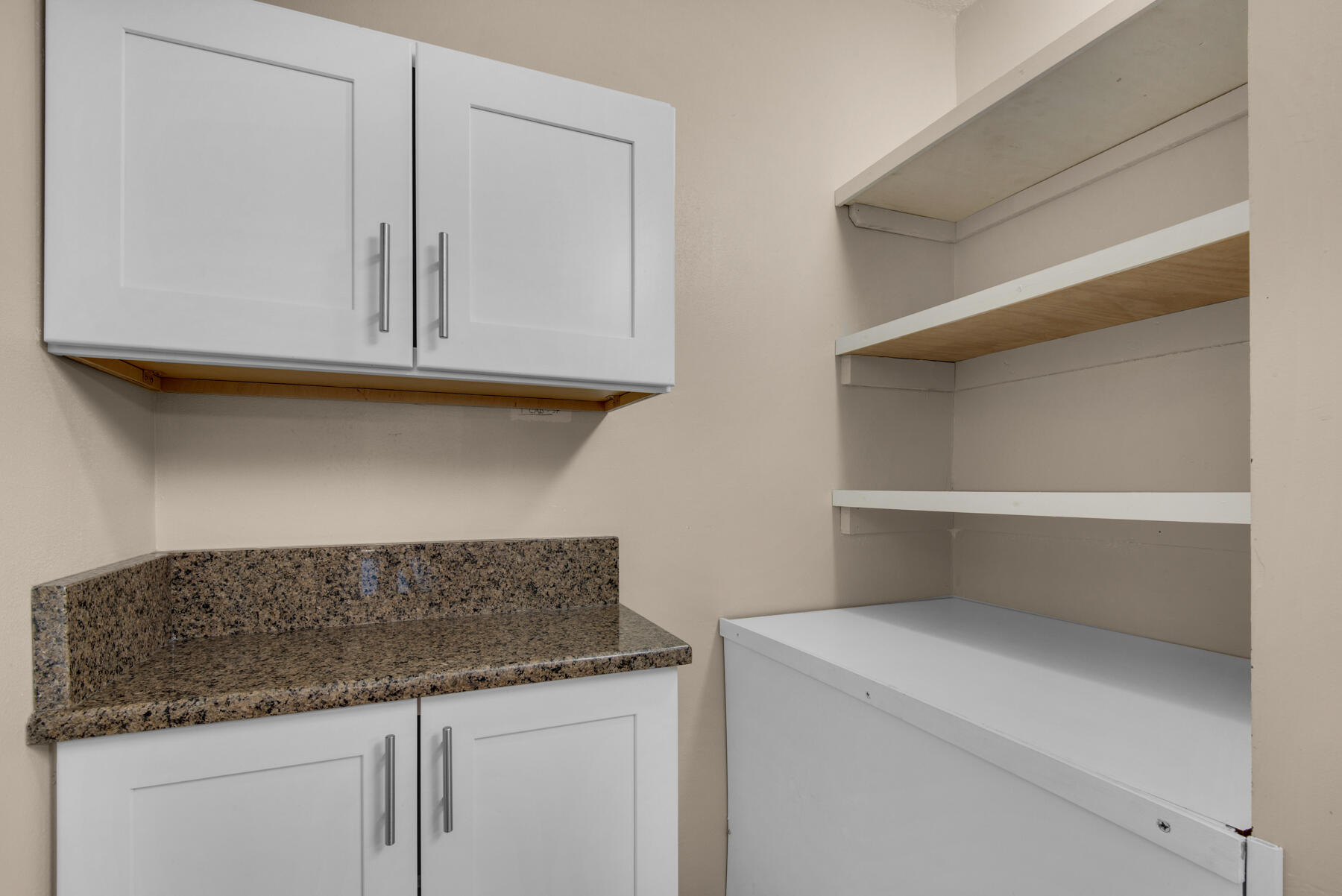 CEDARS CONDO - Residential