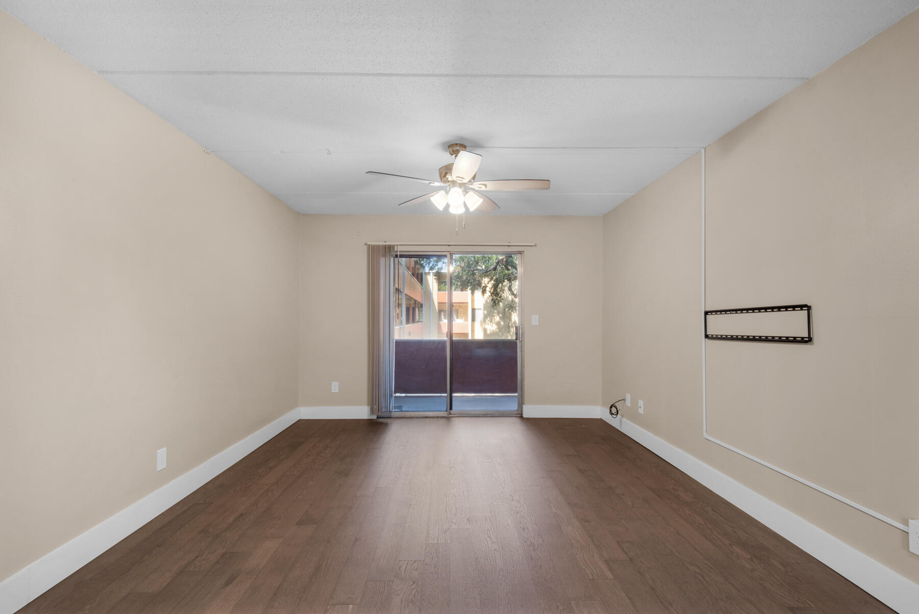 CEDARS CONDO - Residential