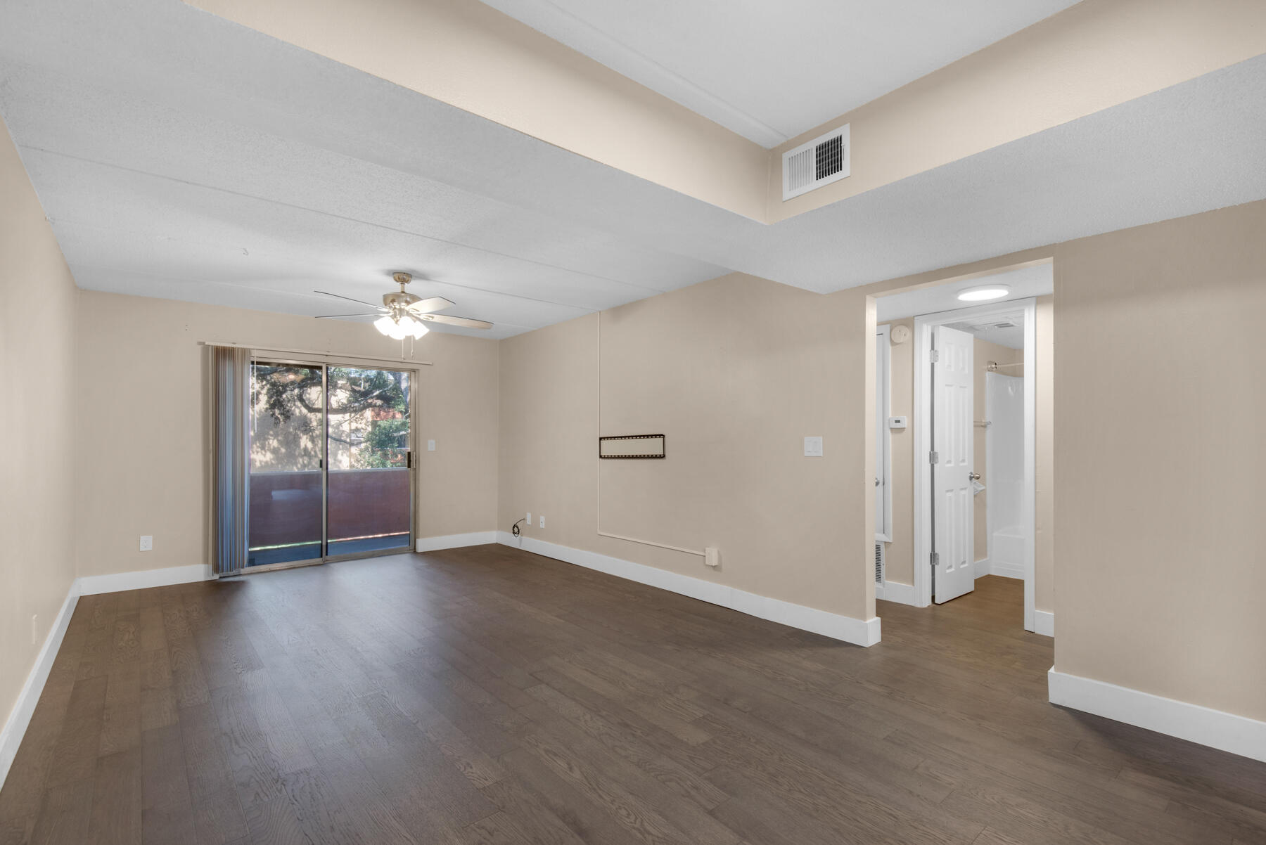 CEDARS CONDO - Residential