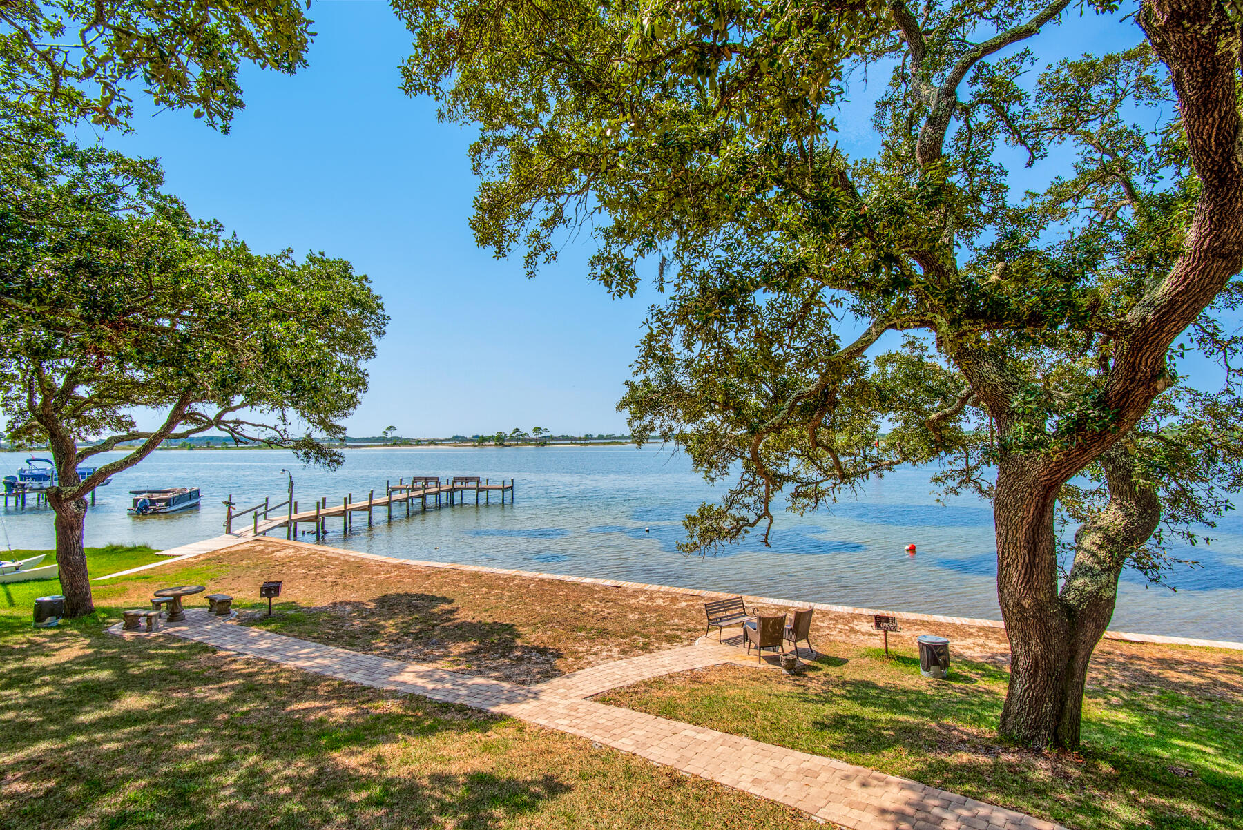 CEDARS CONDO - Residential