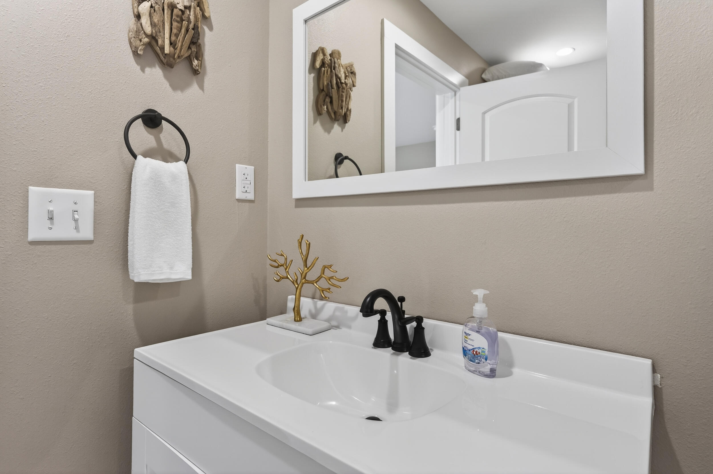 JOLLY BAY ACRES - Residential