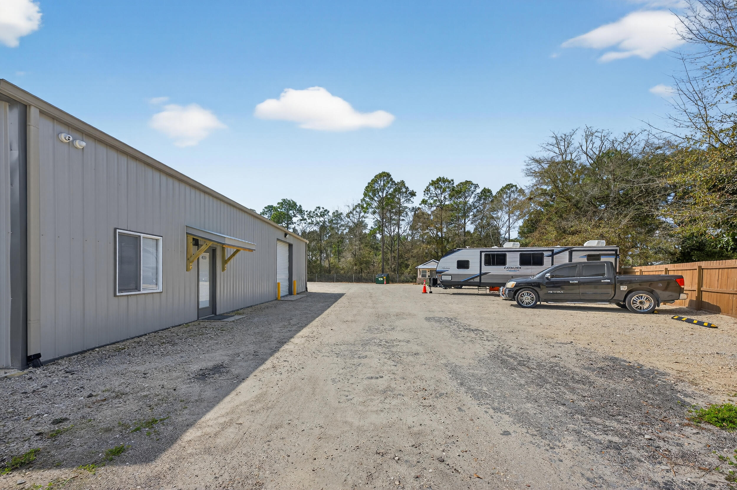 JOLLY BAY ACRES - Residential