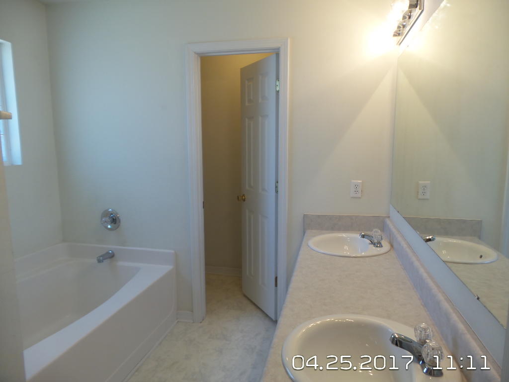 REDSTONE ESTATES - Residential Lease