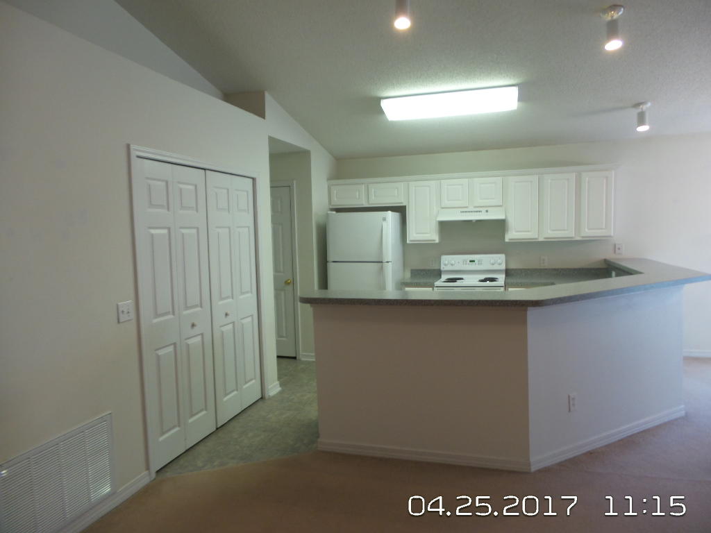 REDSTONE ESTATES - Residential Lease