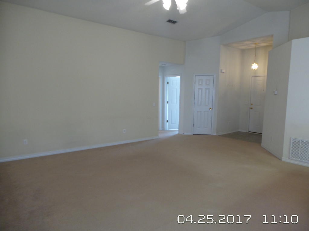 REDSTONE ESTATES - Residential Lease