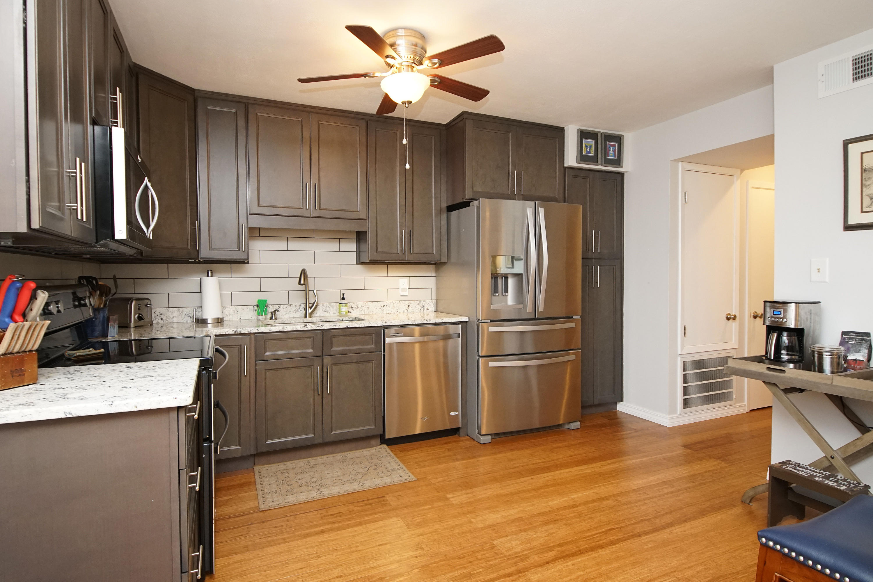 Cinco Bayou Cercle Nautique TH - Residential