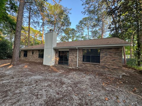 A home in Niceville