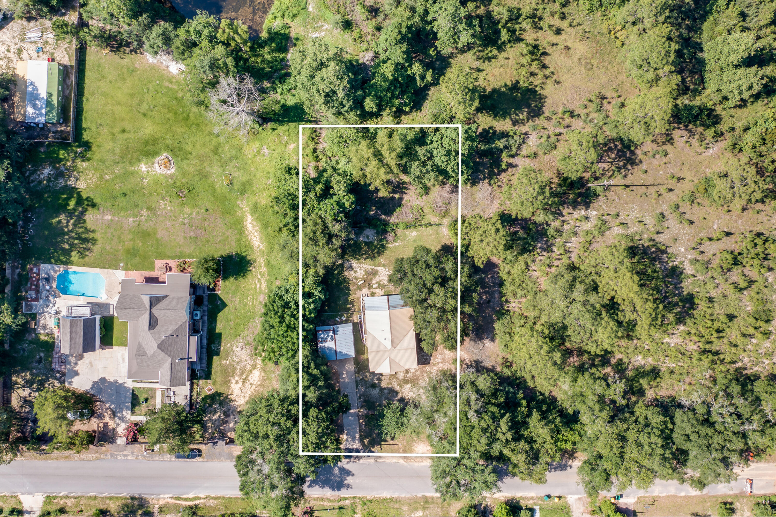 EDNEYS WEST HILL LOT 5 BLK 2 - Residential