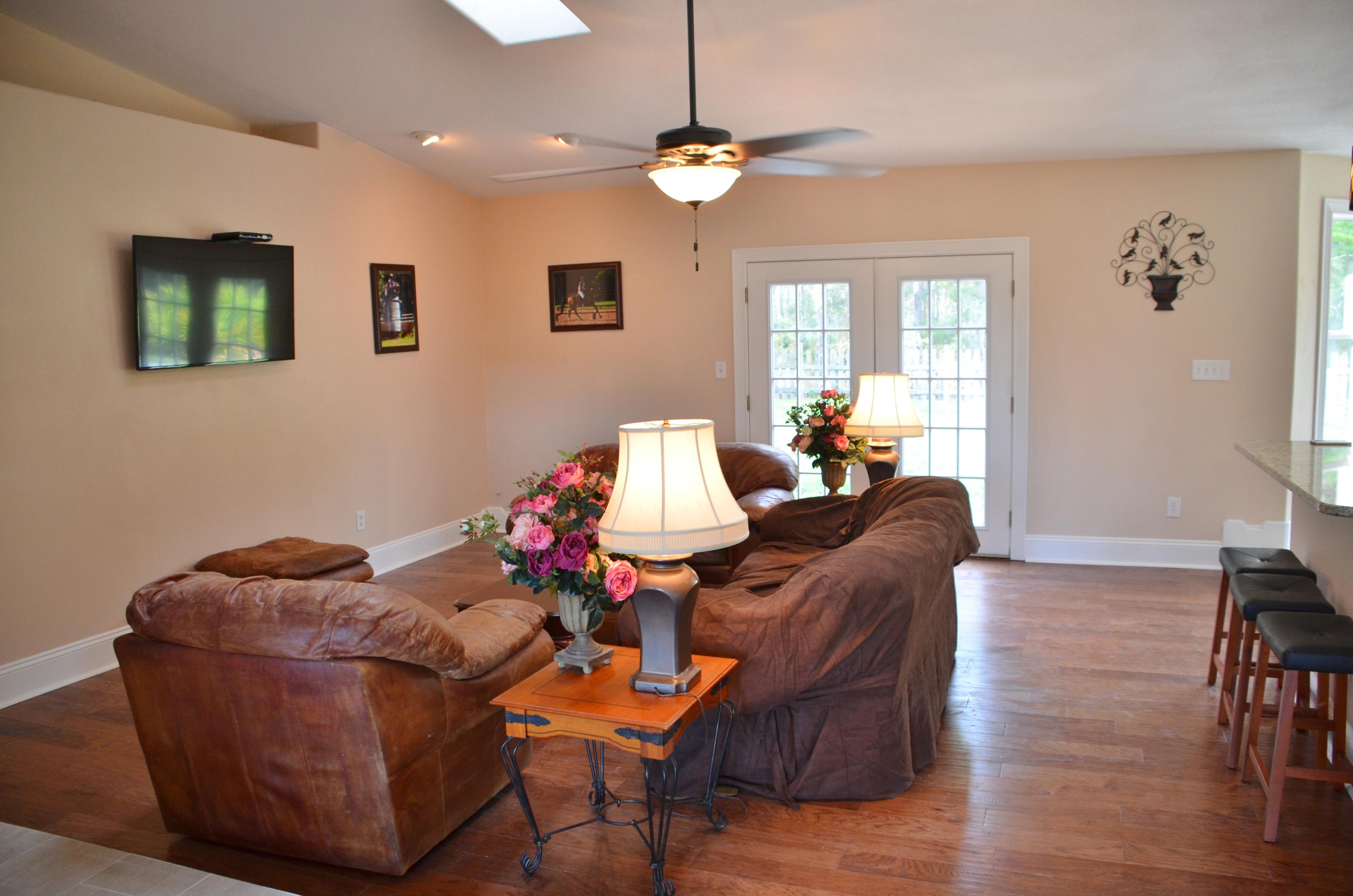 SANTA ROSA SHORES EAST - Residential