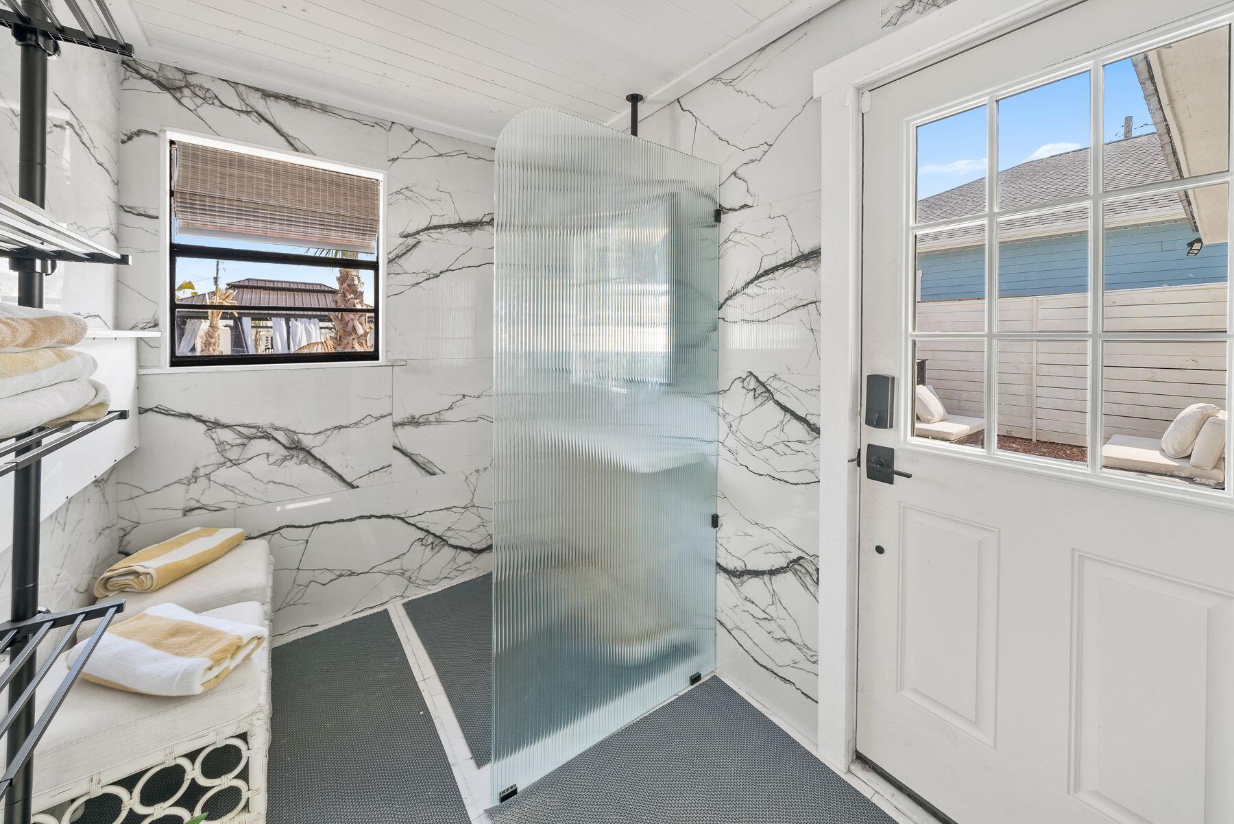 KISKA BEACH 1ST ADDN - Residential