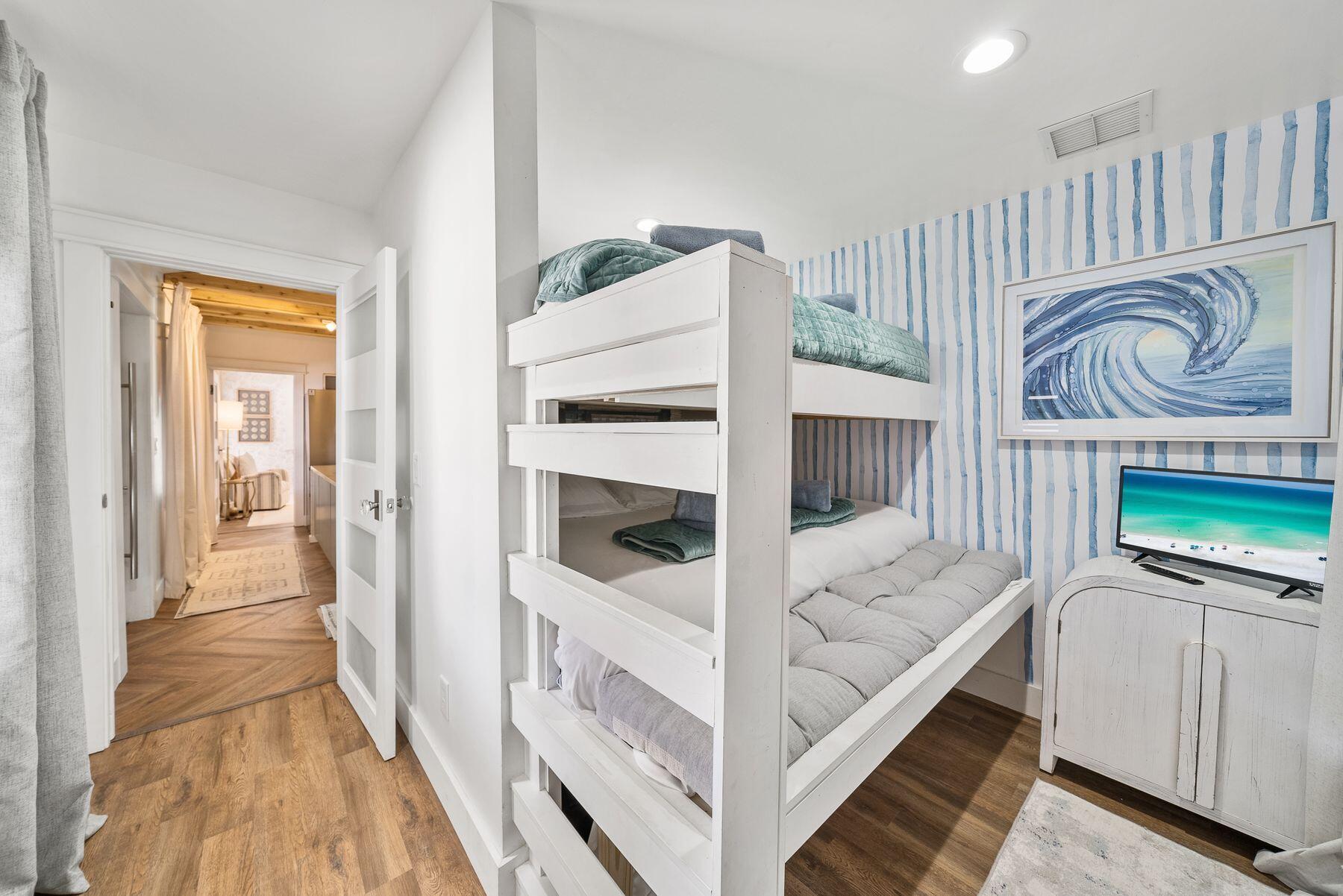 KISKA BEACH 1ST ADDN - Residential