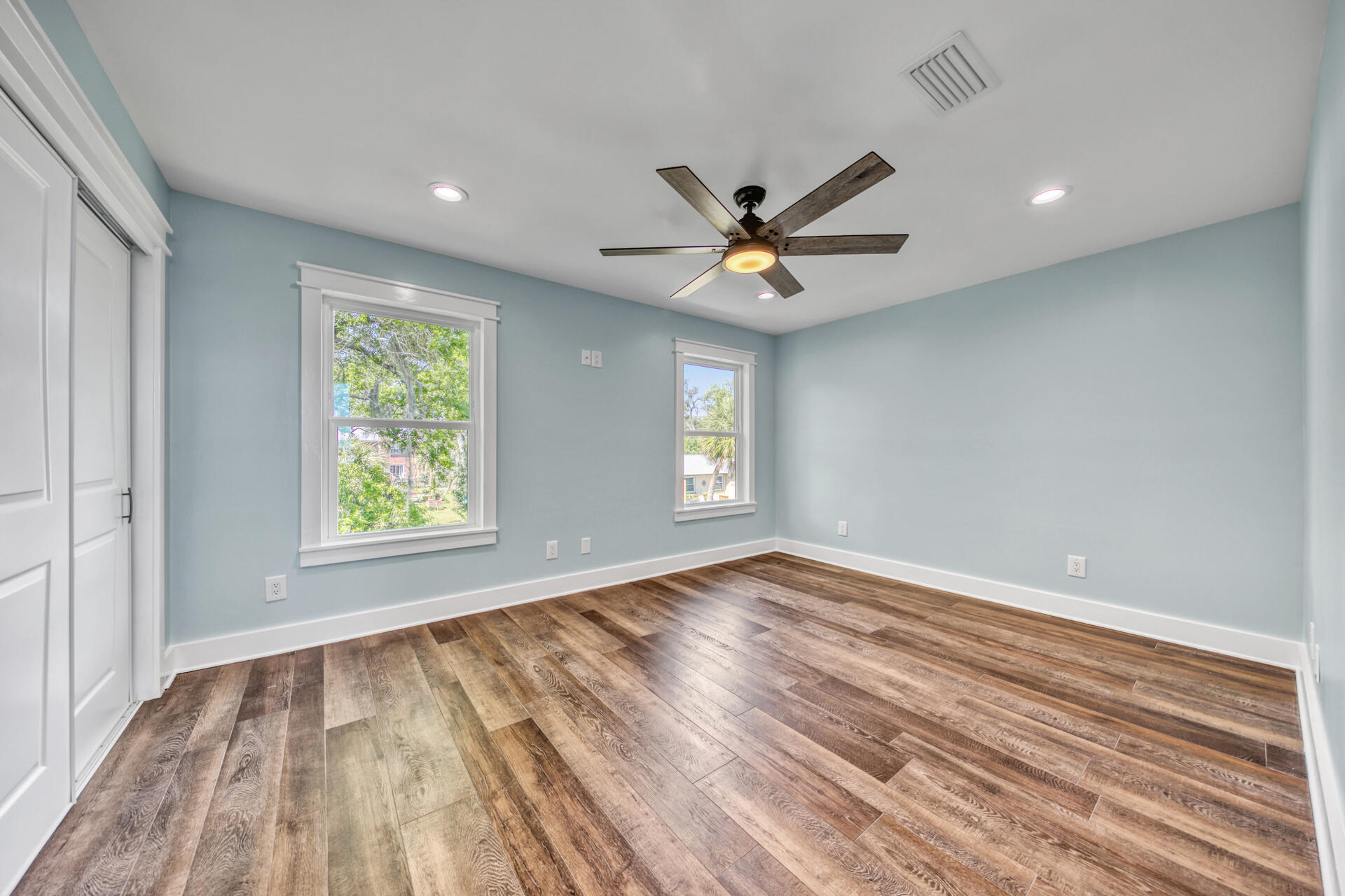 BAYVIEW HEIGHTS - Residential