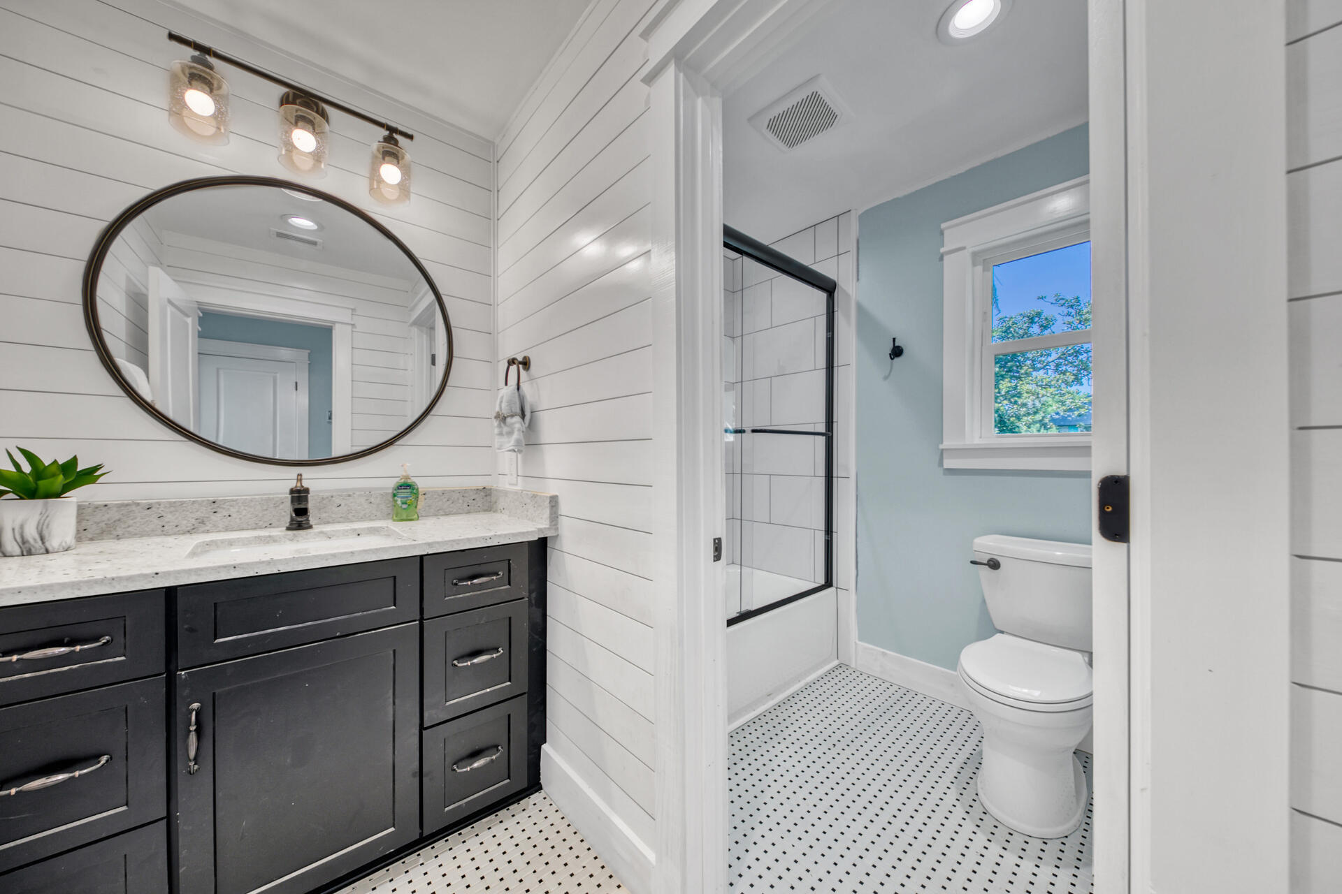 BAYVIEW HEIGHTS - Residential