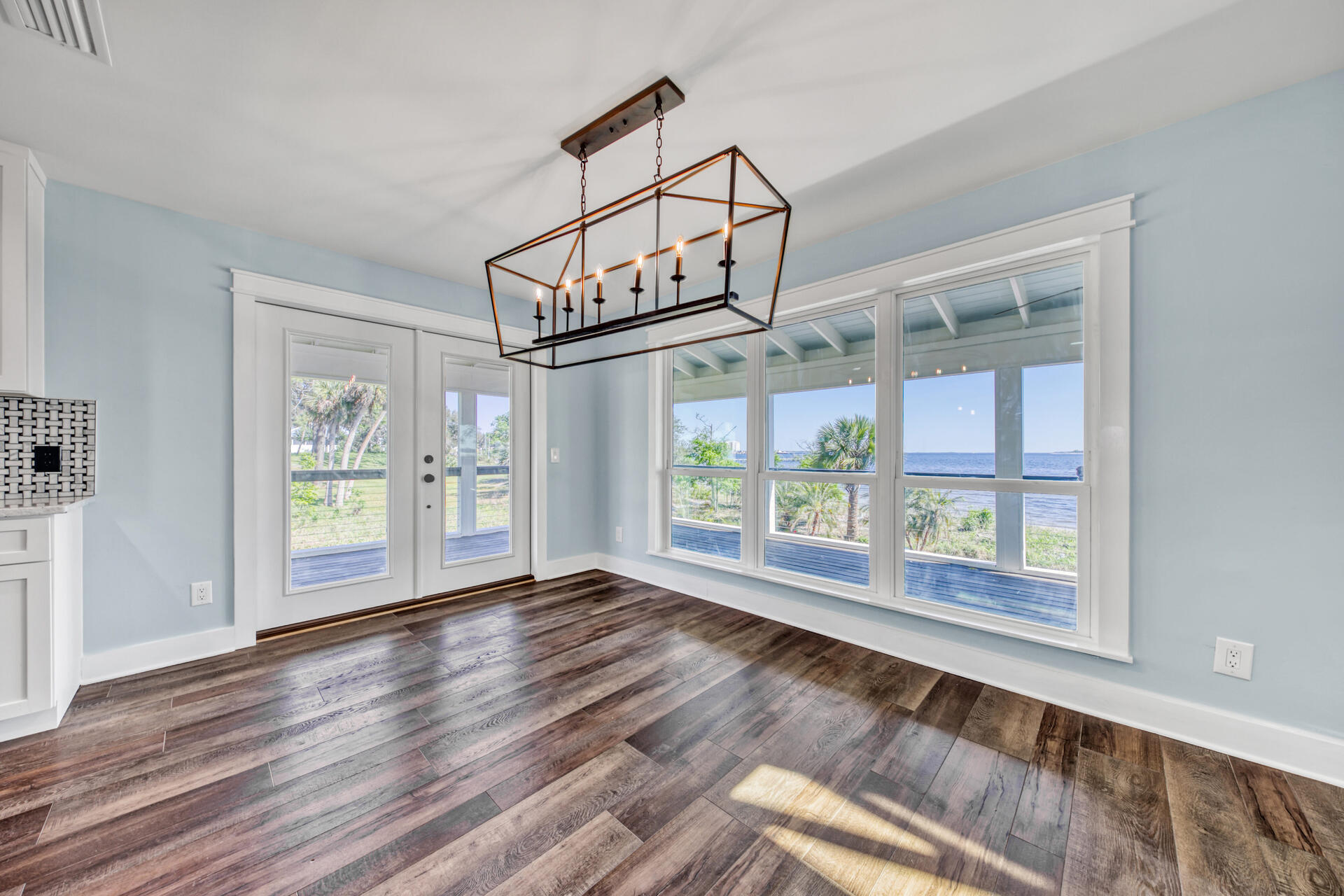 BAYVIEW HEIGHTS - Residential