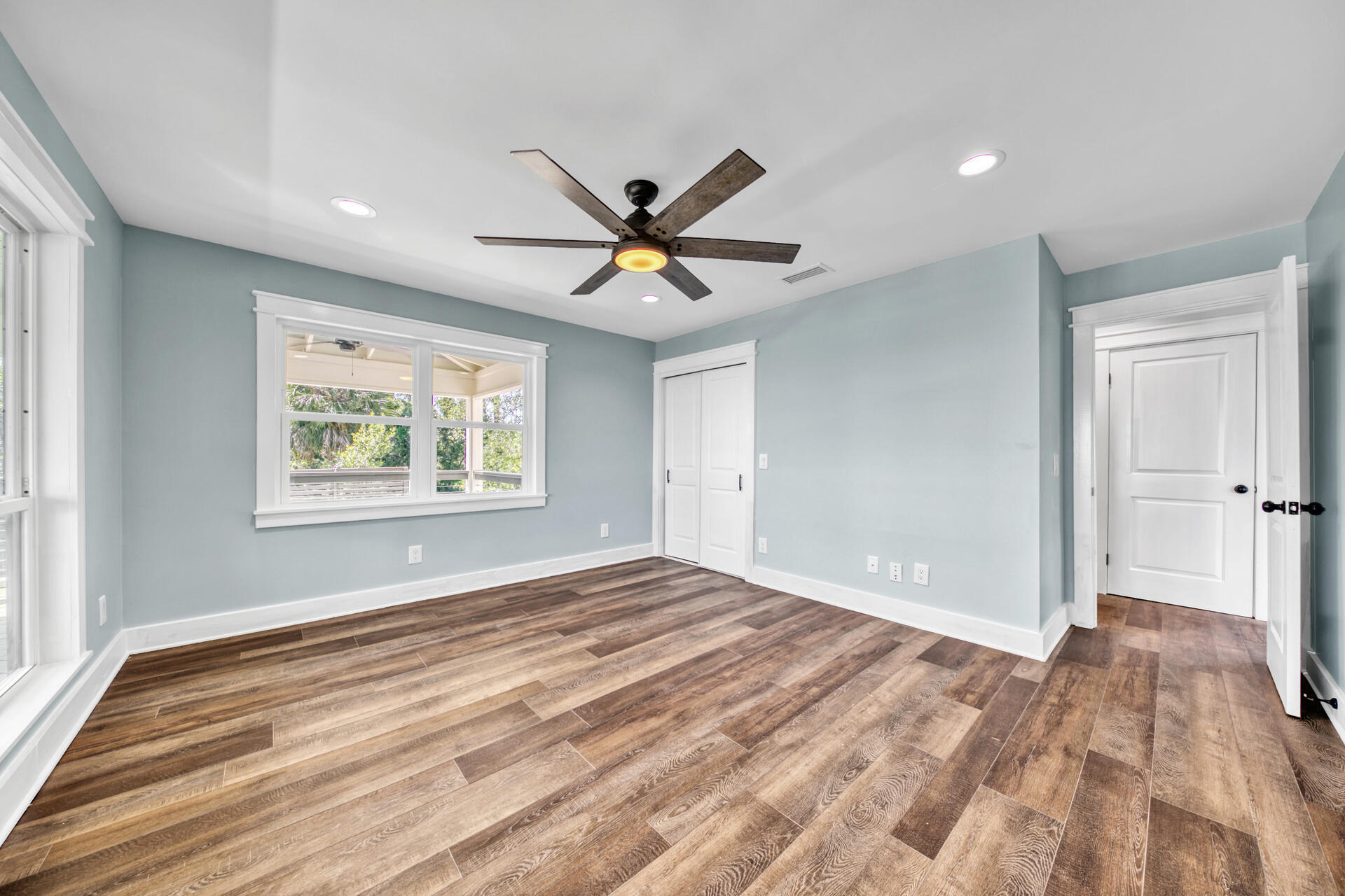 BAYVIEW HEIGHTS - Residential