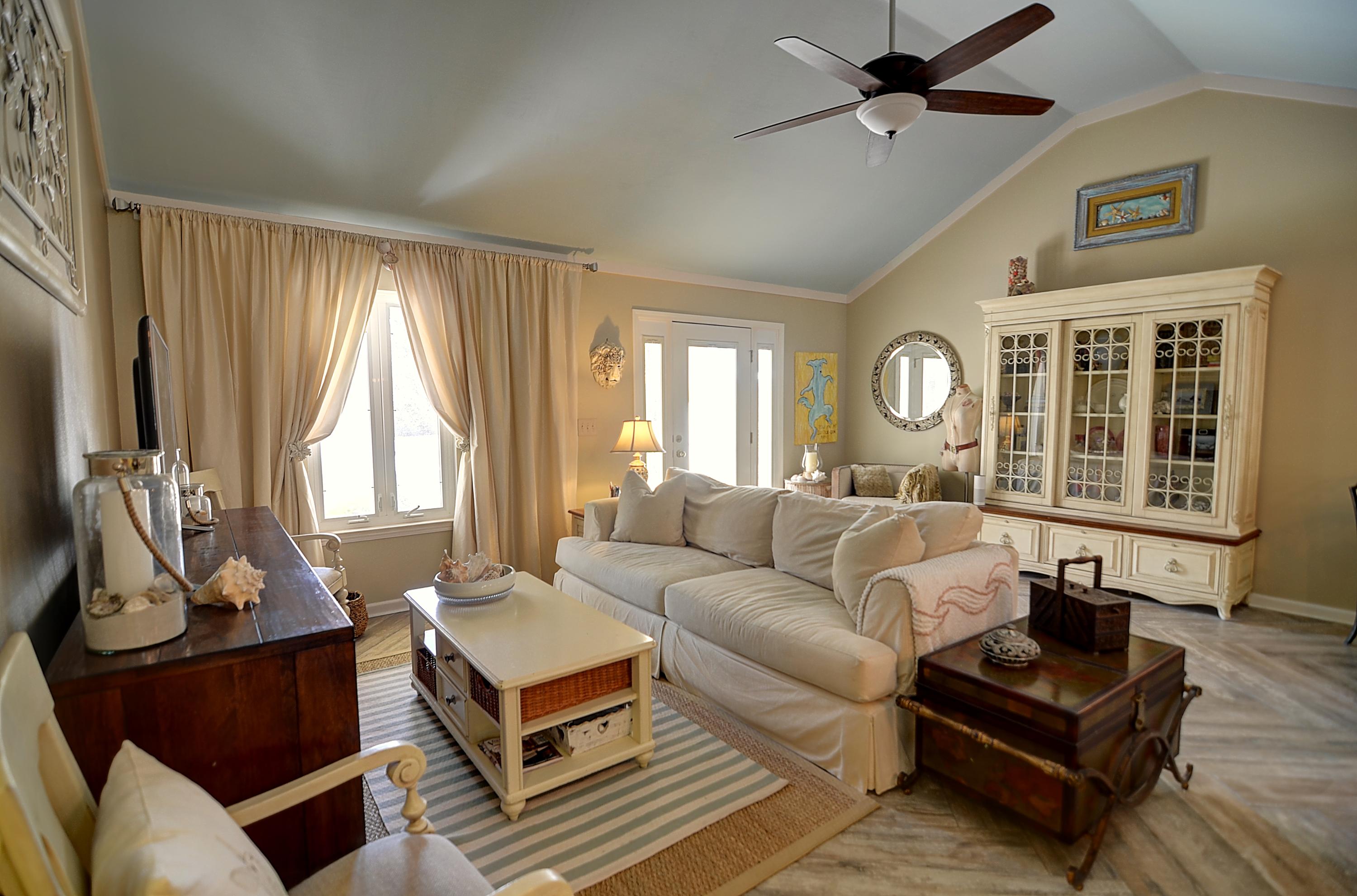 SANTA ROSA RIDGE UNIT 1 - Residential