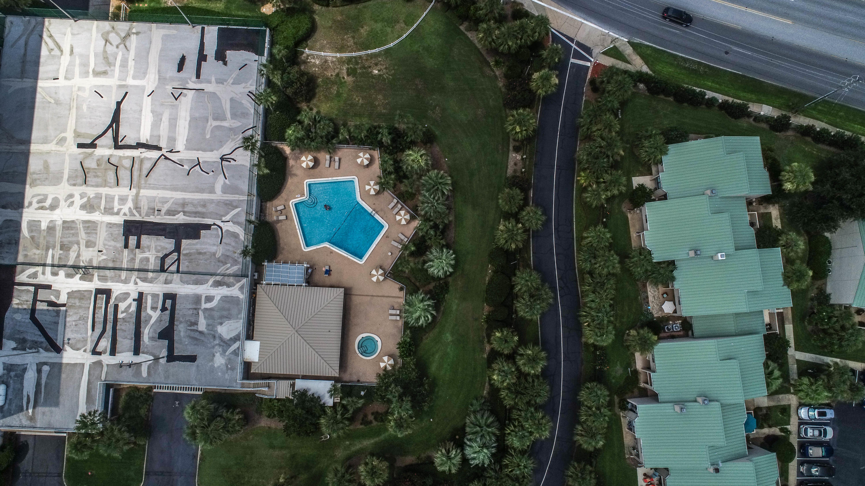 TIDES OF DESTIN - Residential