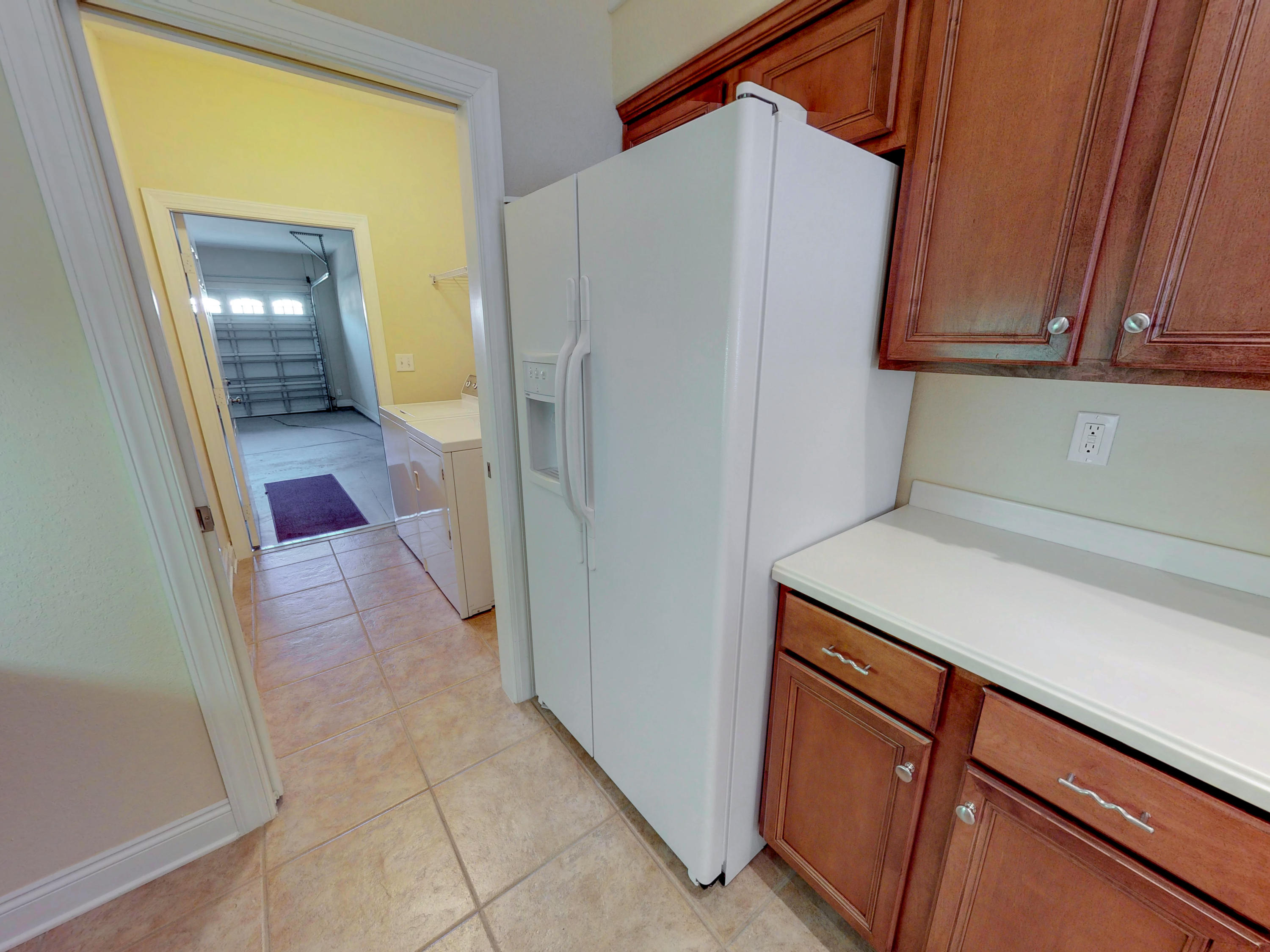 DIAMOND LAKES - Residential