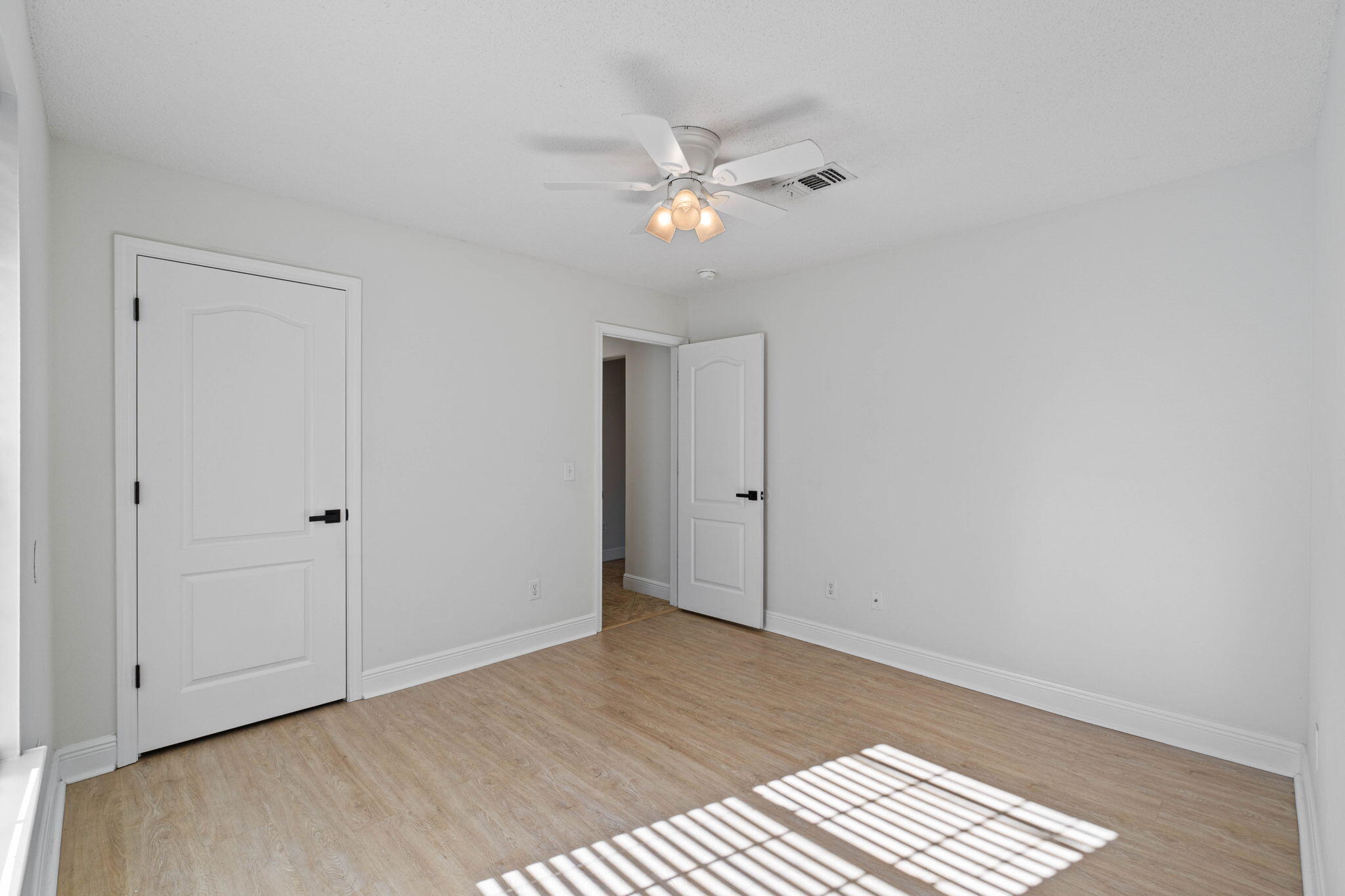 FOX VALLEY - Residential