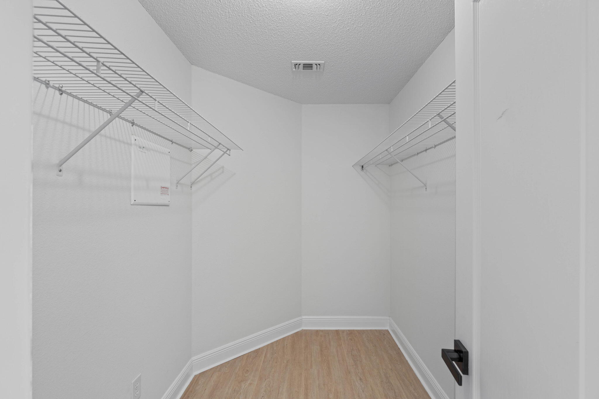 FOX VALLEY - Residential