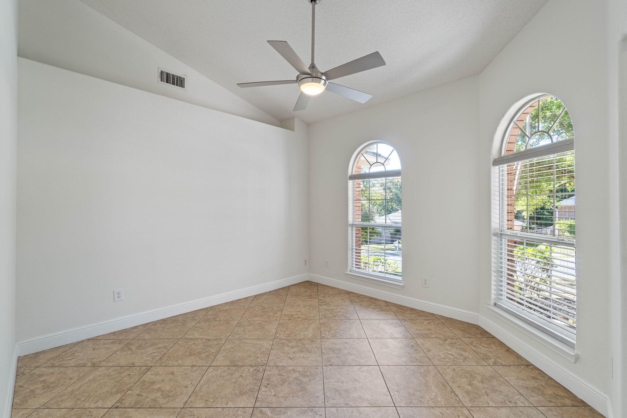 FOX VALLEY - Residential