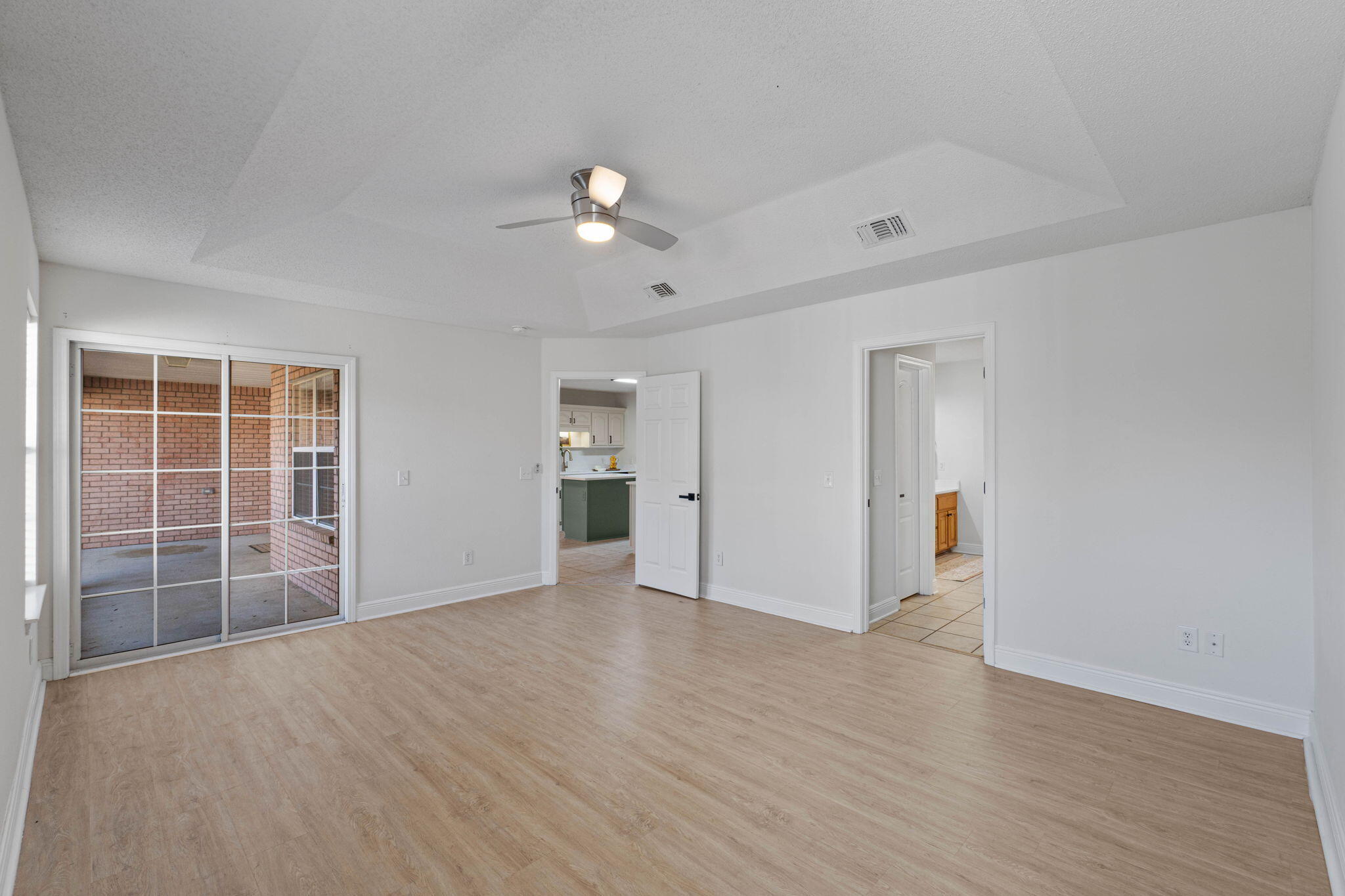 FOX VALLEY - Residential