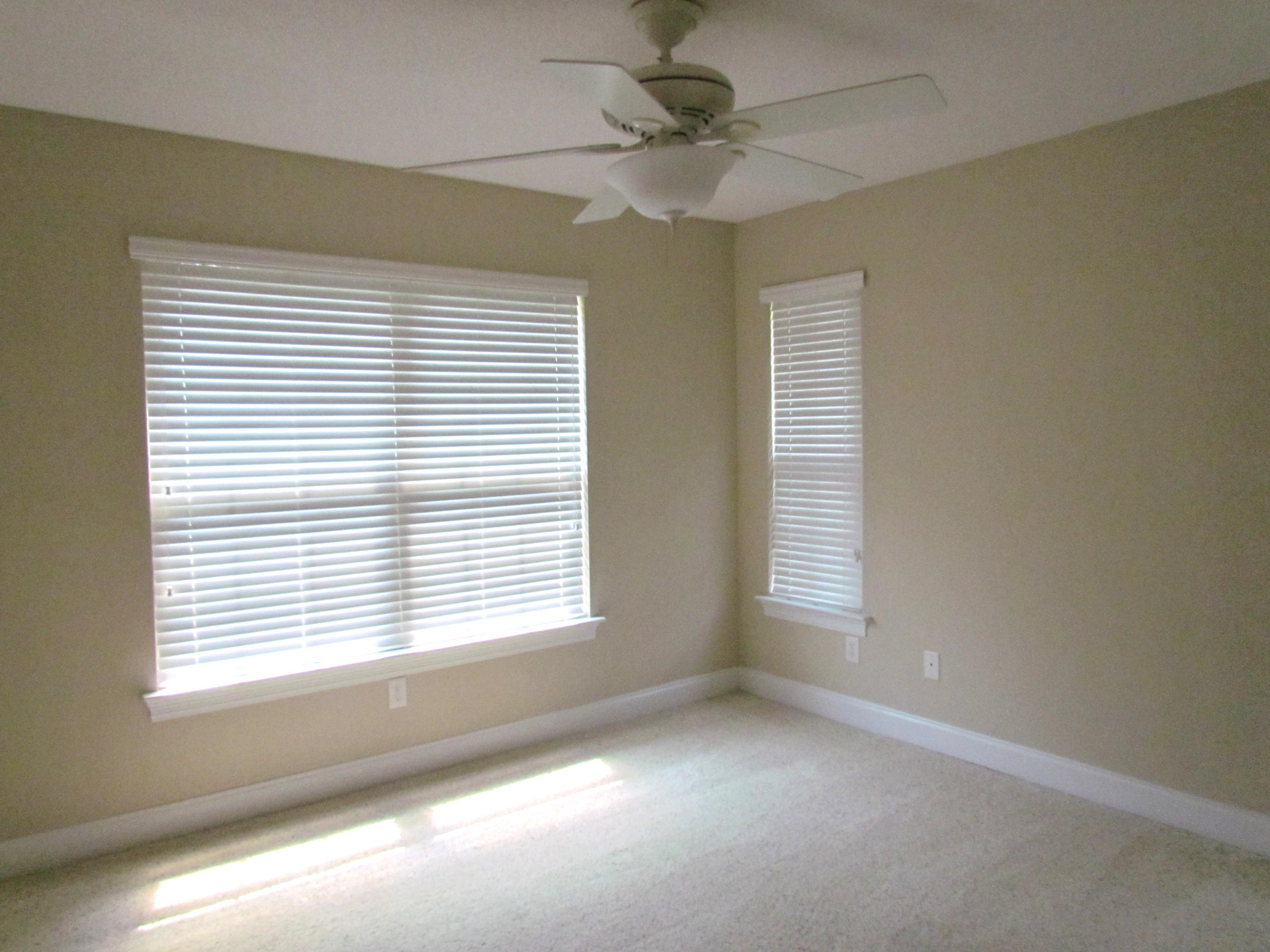 ROCKYWOOD PH 3 - Residential Lease