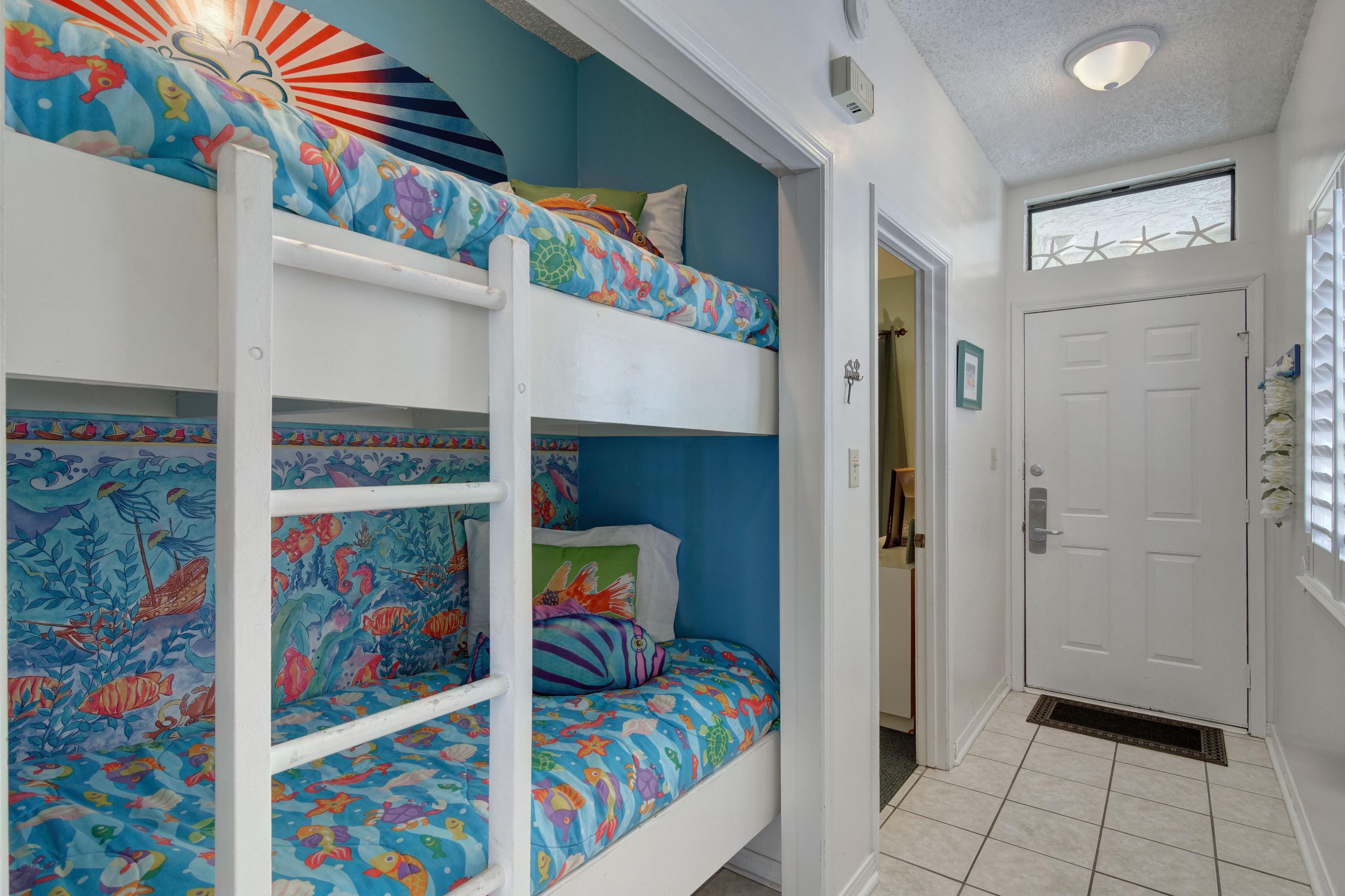 Palms At Seagrove - Residential