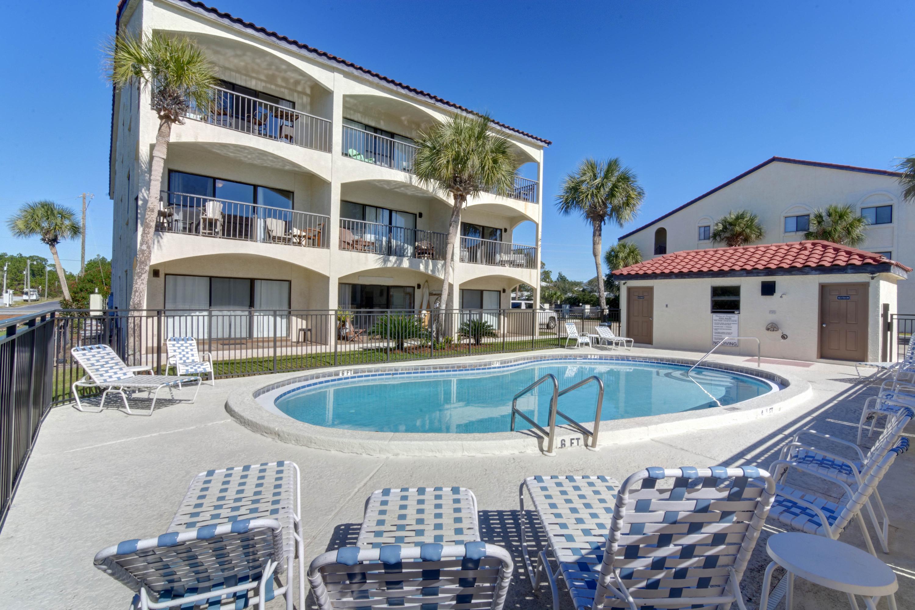 Palms At Seagrove - Residential