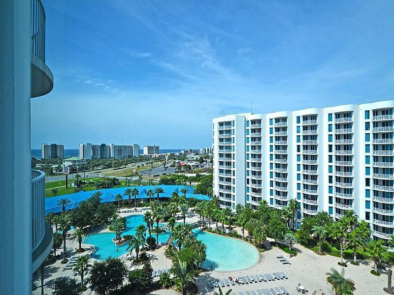 THE PALMS OF DESTIN - Residential