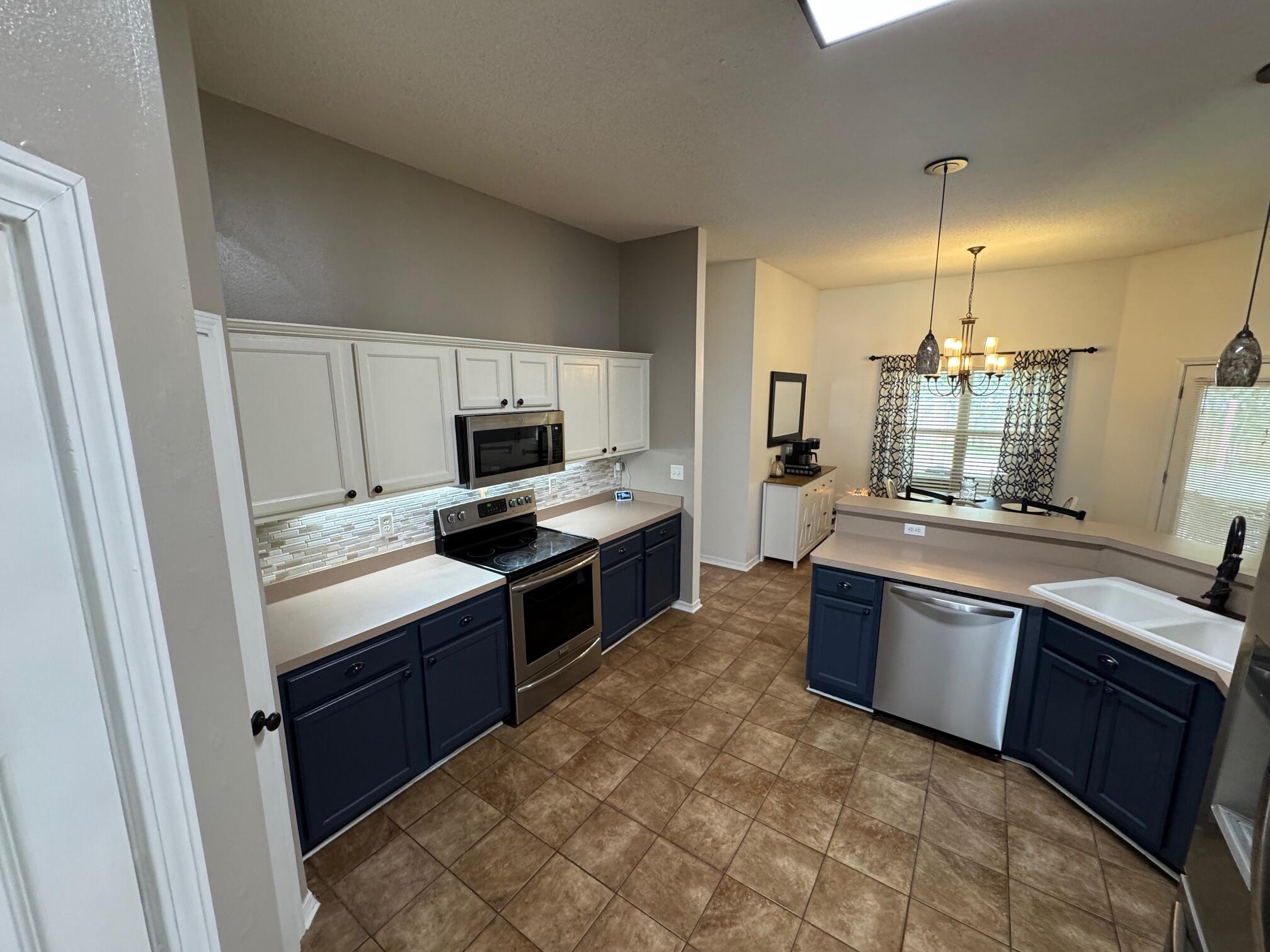 BROOKE ESTATES PH I BL C LOT 19 - Residential
