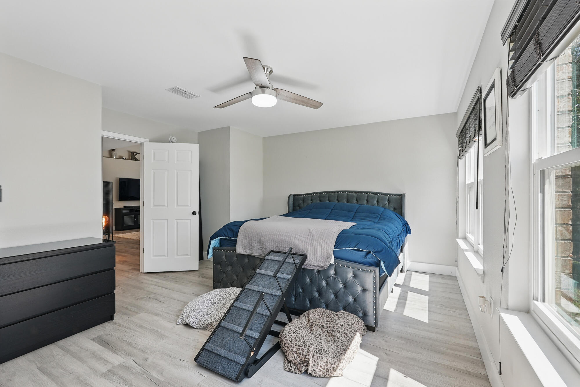MARSH HARBOR - Residential