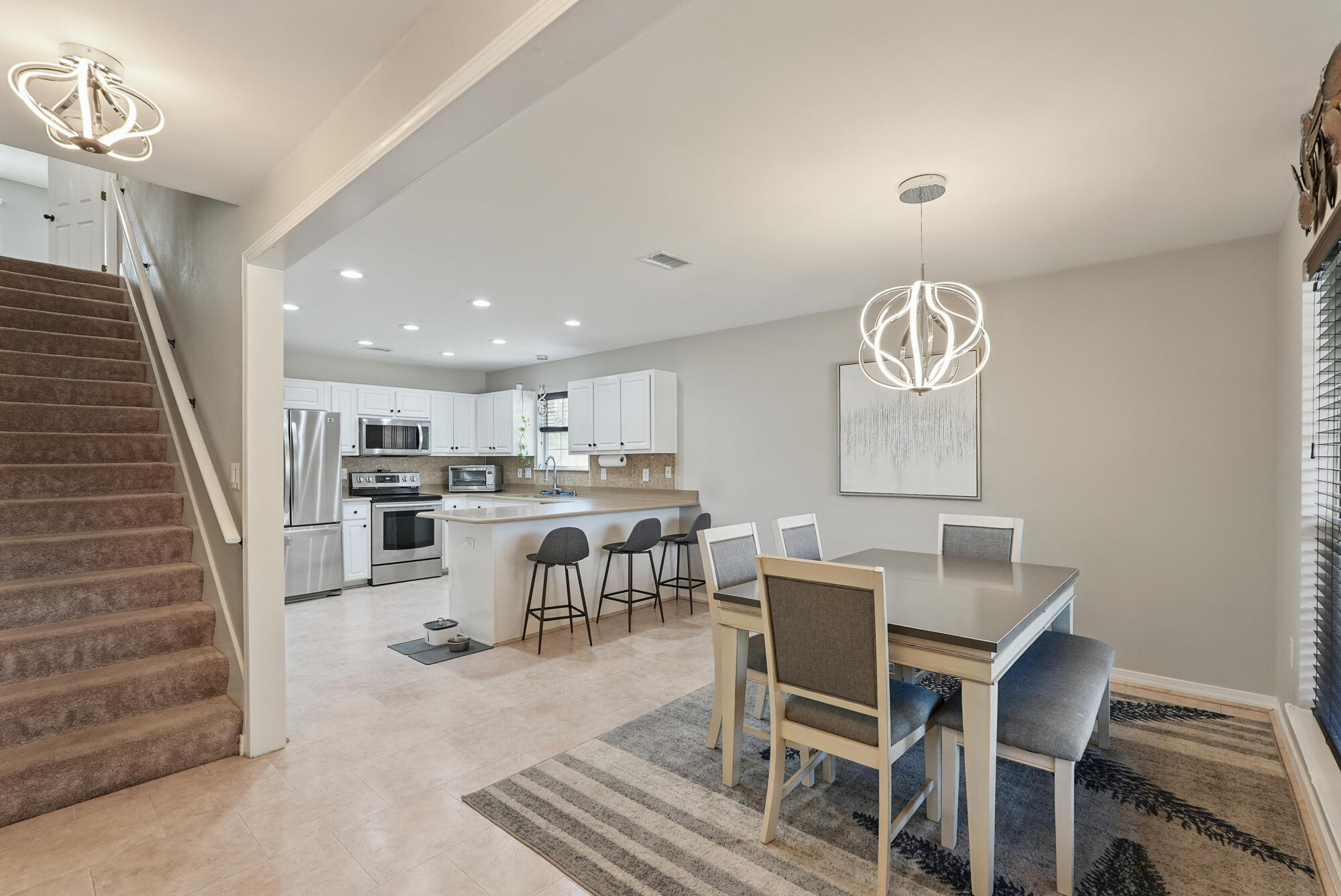 MARSH HARBOR - Residential