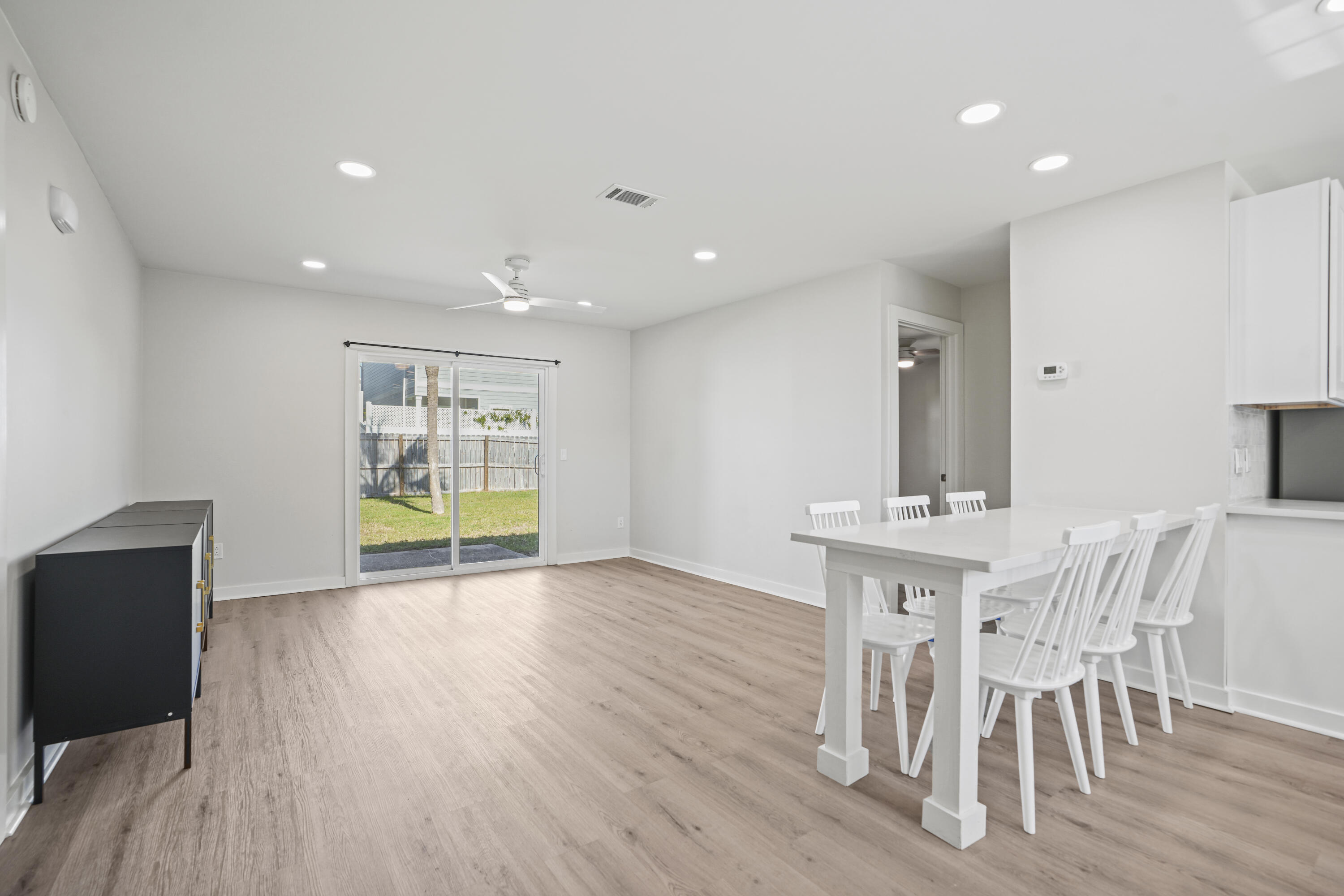 RIVIERA BEACH 1ST ADDN - Residential