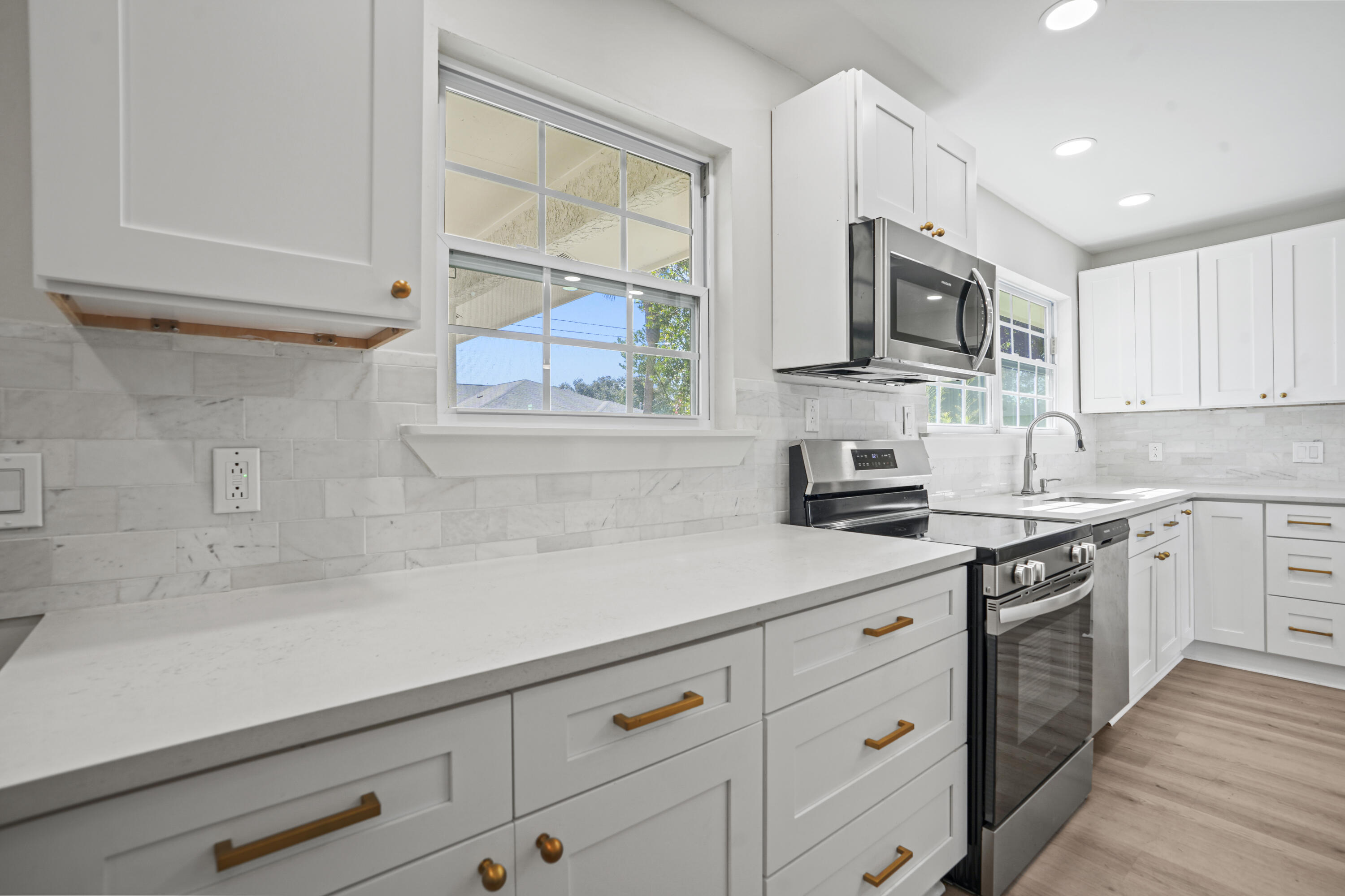 RIVIERA BEACH 1ST ADDN - Residential