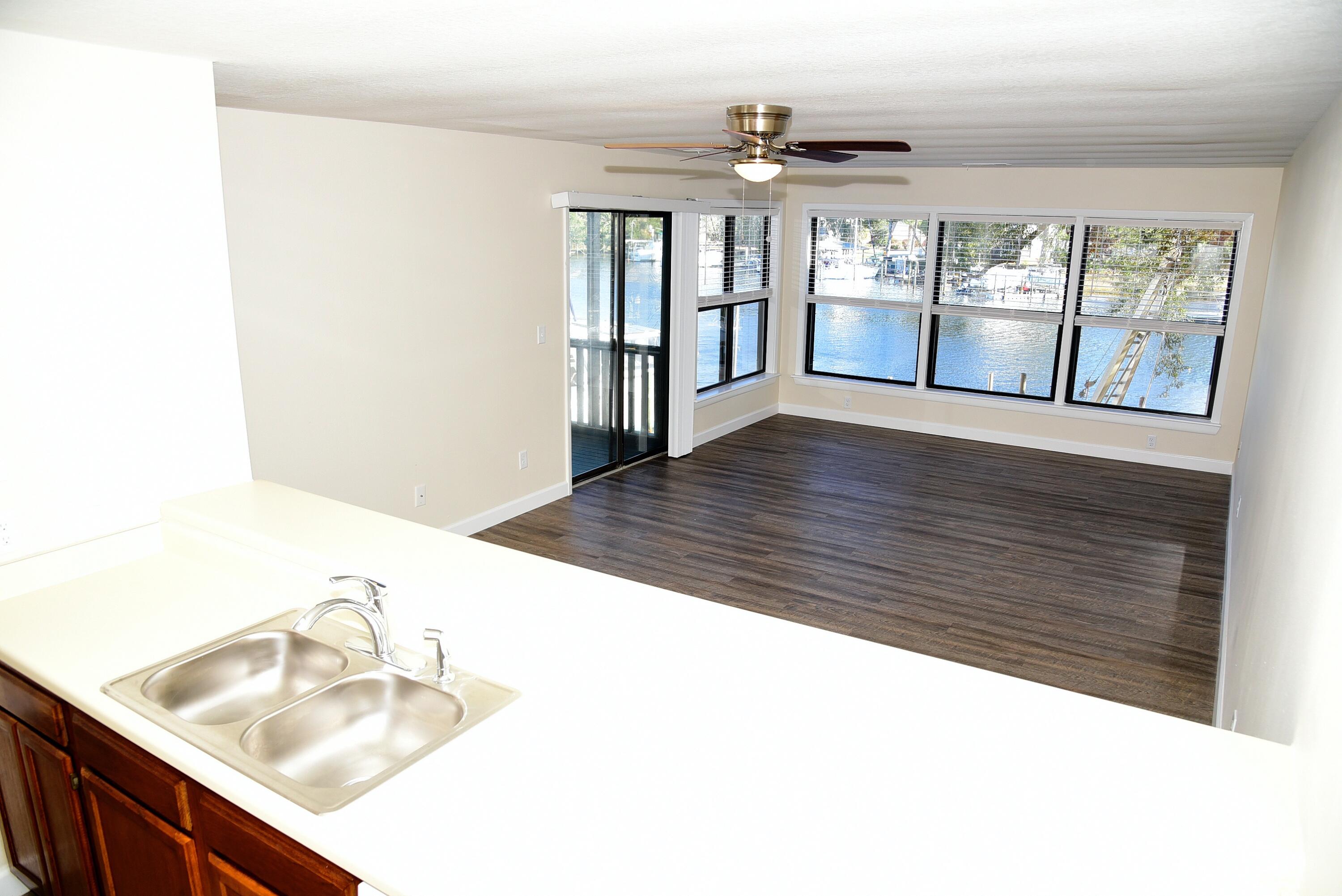 MARINA VILLAS CONDO AT BLUEWATER BAY - Residential Lease